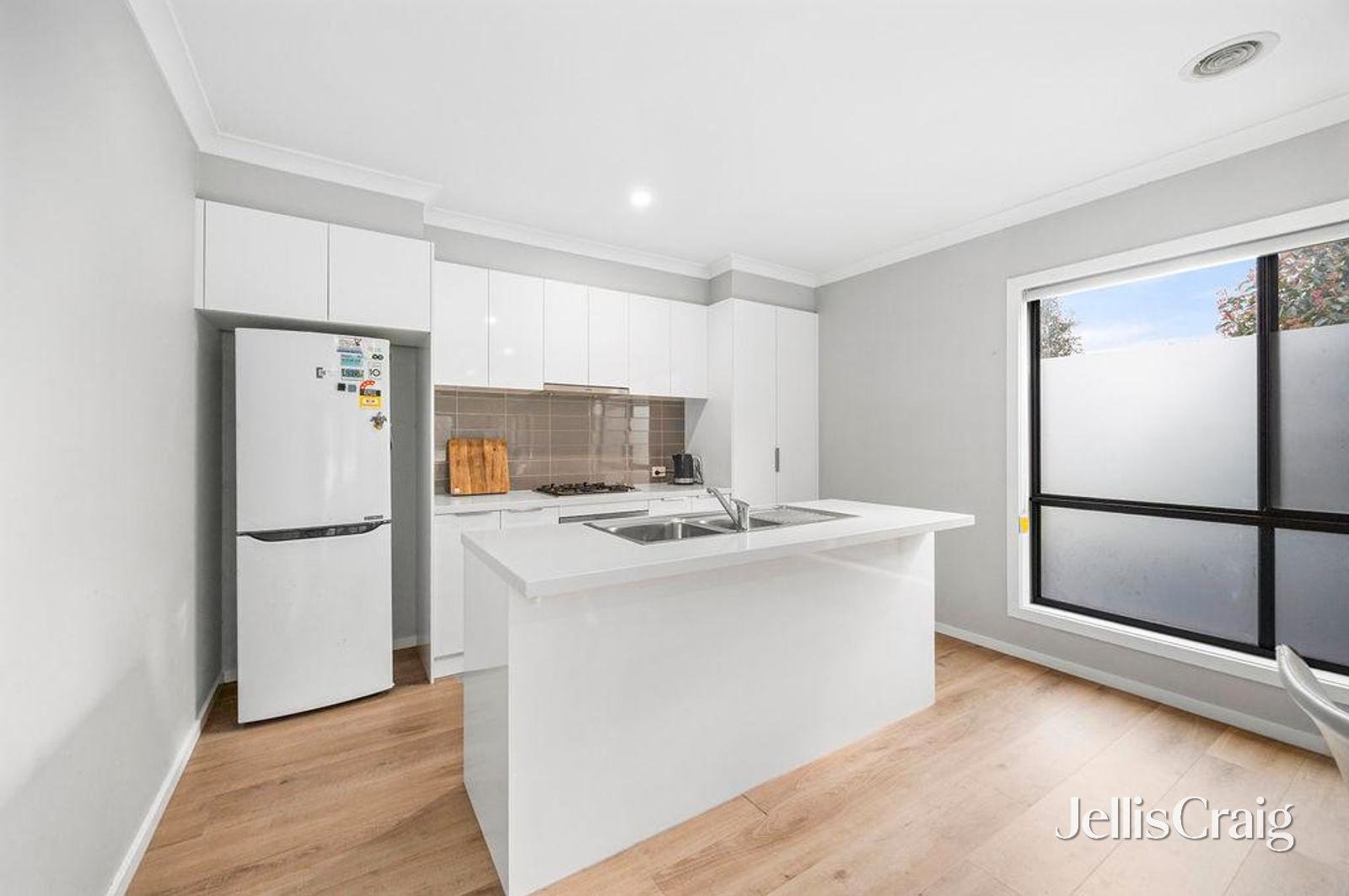 4 Peppermint Place, Mount Pleasant image 2