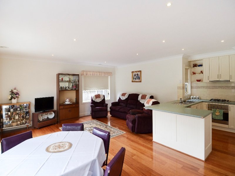 4 Pinder Court, St Albans Park image 2