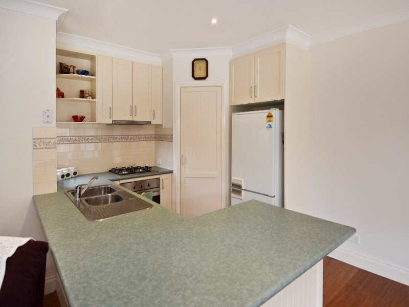 4 Pinder Court, St Albans Park image 4