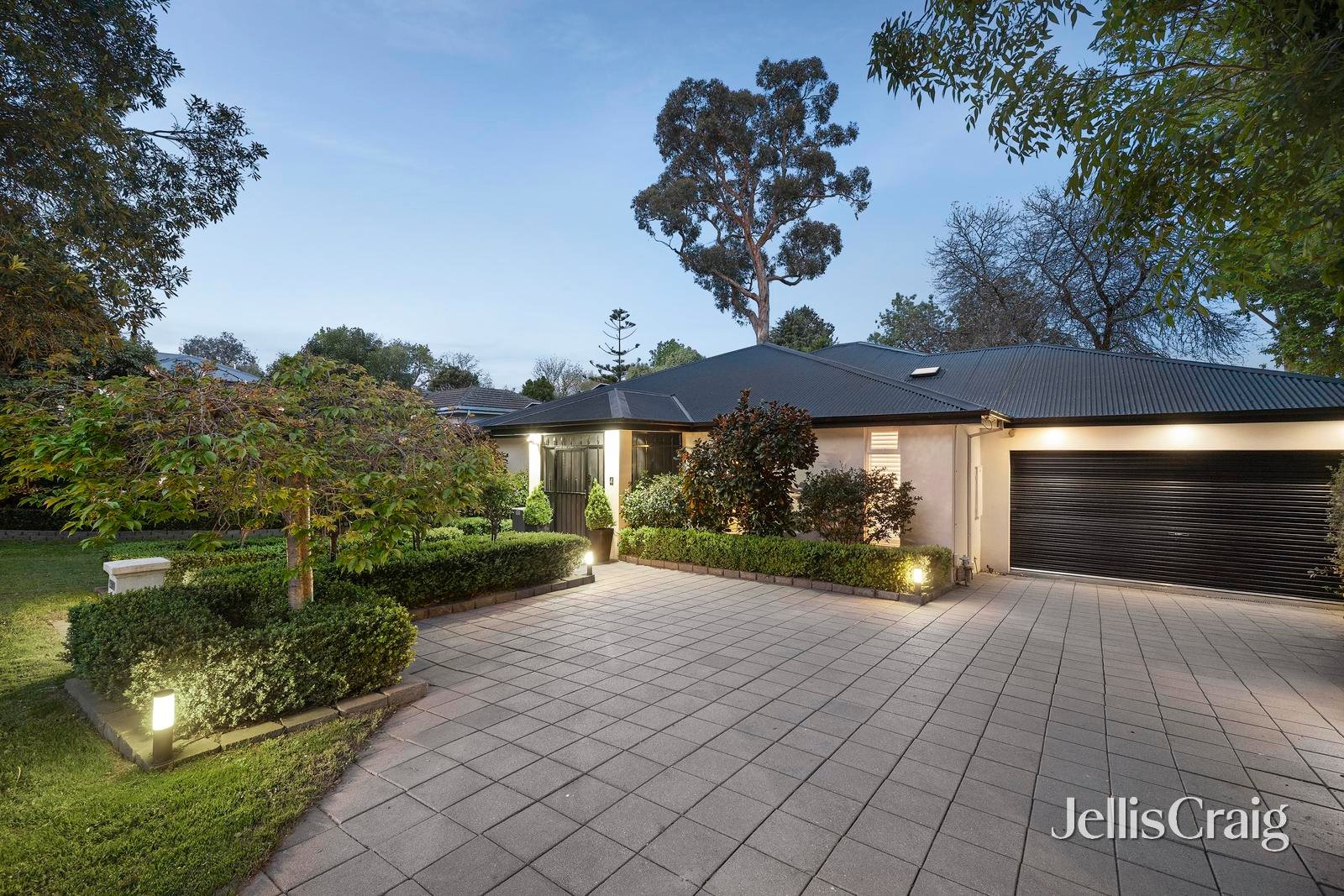 4 Pinewood Avenue, Ringwood East image 2