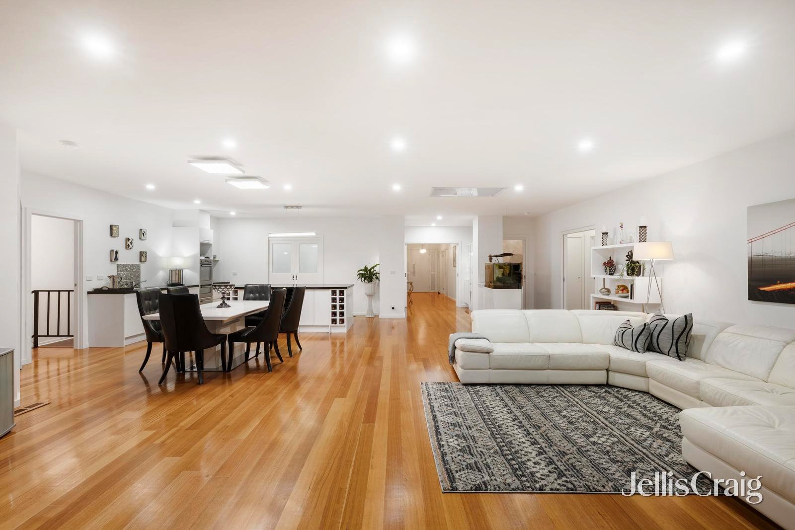 4 Pinewood Avenue, Ringwood East image 6