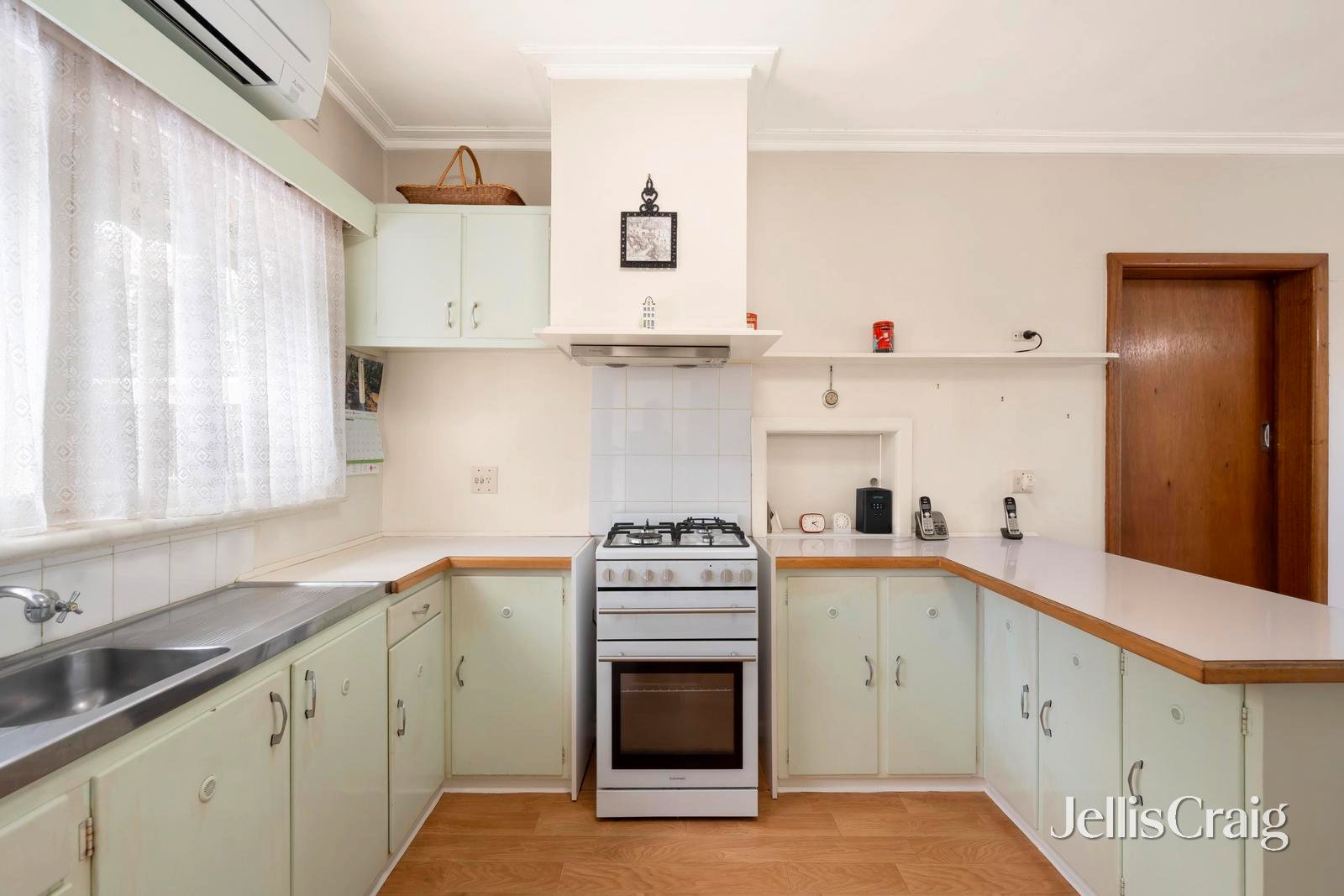4 Pleasant Drive, Heathmont image 5