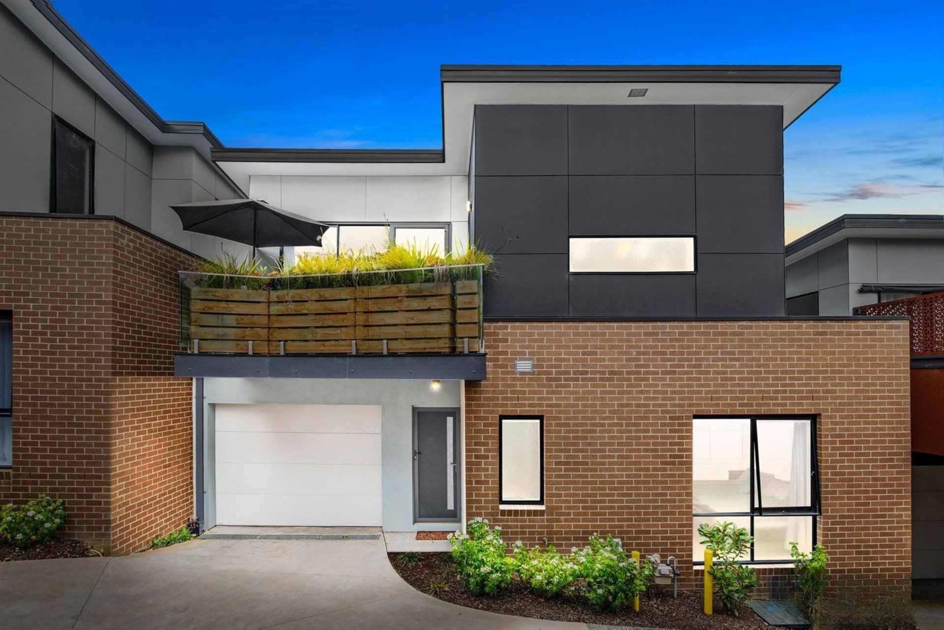 4 Portofino Close, Mooroolbark image 1