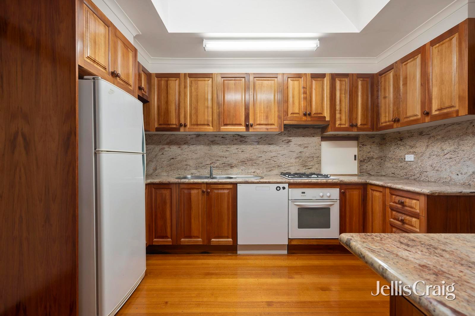 4 Possum Lane, Heathmont image 5