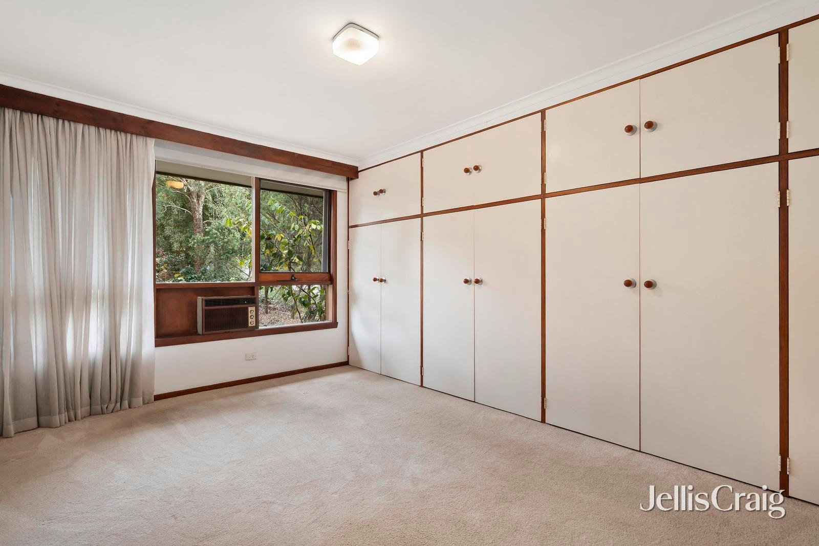 4 Possum Lane, Heathmont image 8