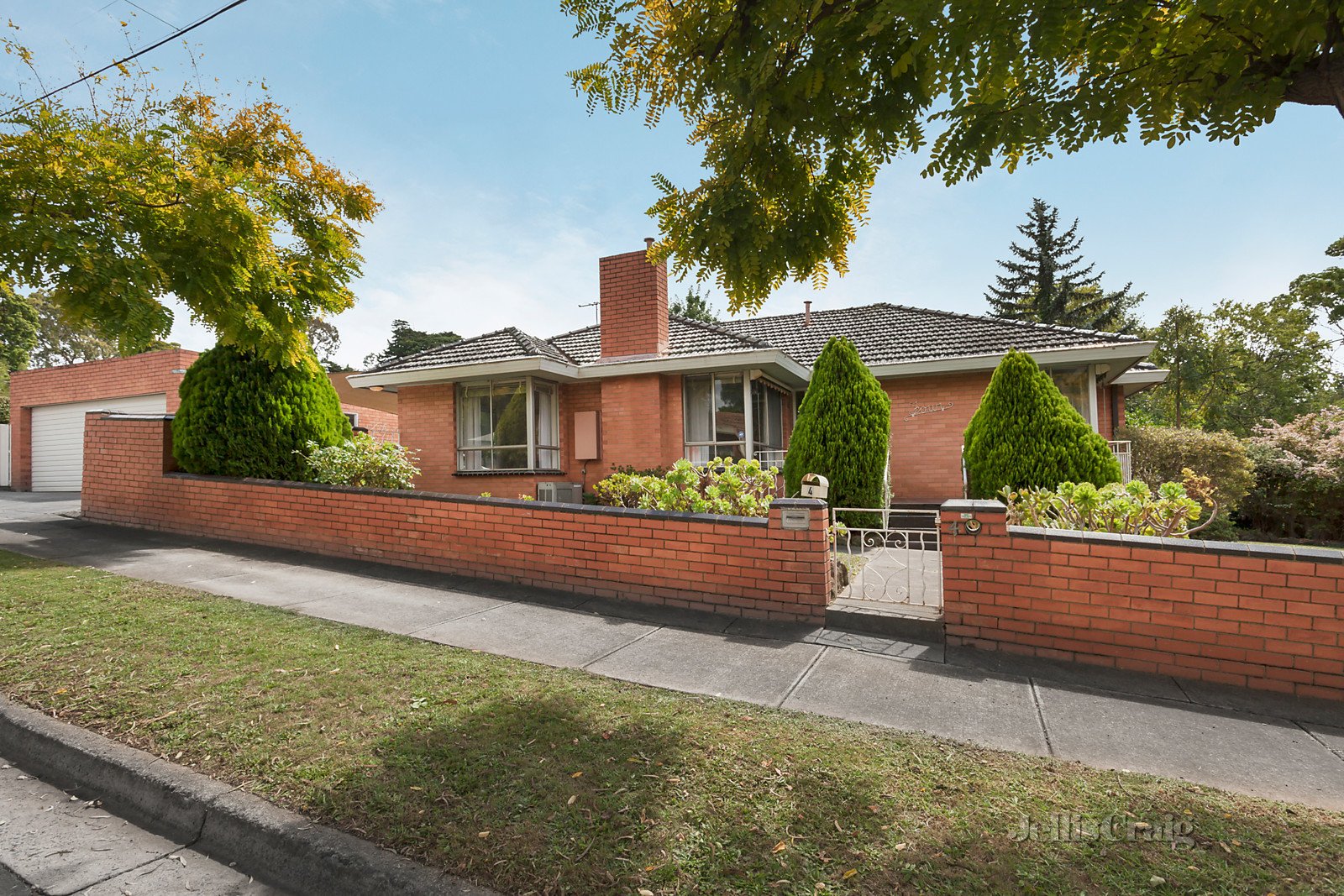 4 Pursell Avenue, Blackburn South image 1