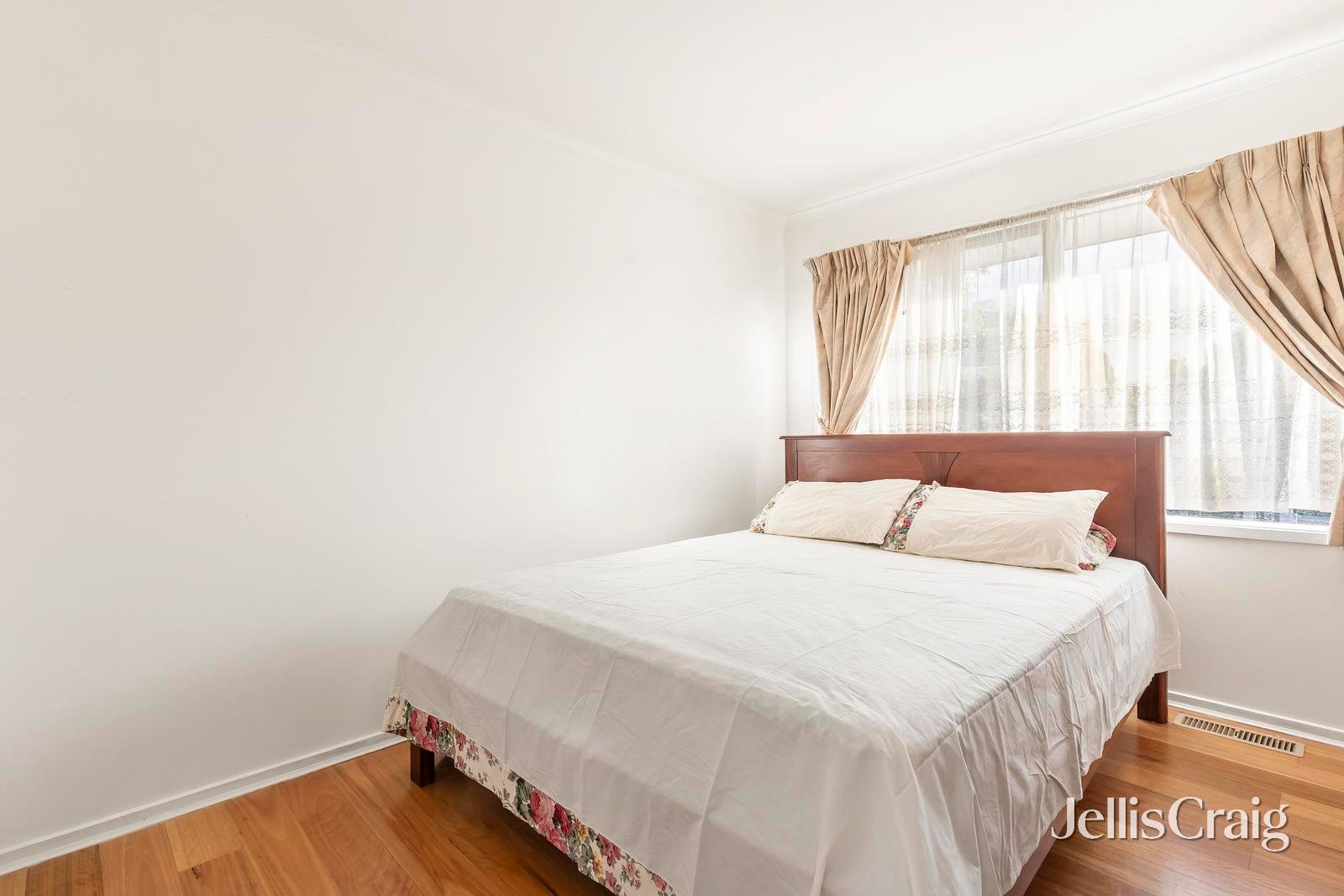 4 Ravenglass Court, Croydon Hills image 8