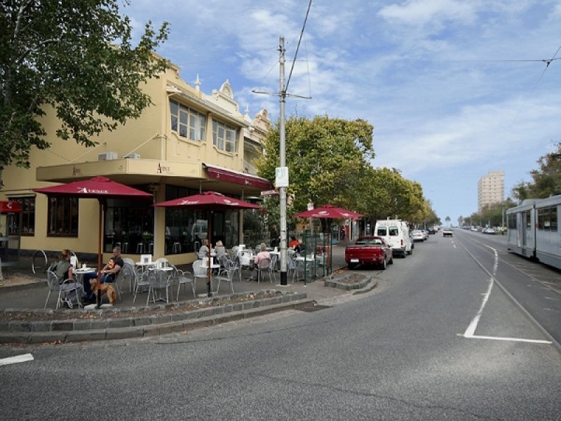4 Reed Street, Albert Park image 2