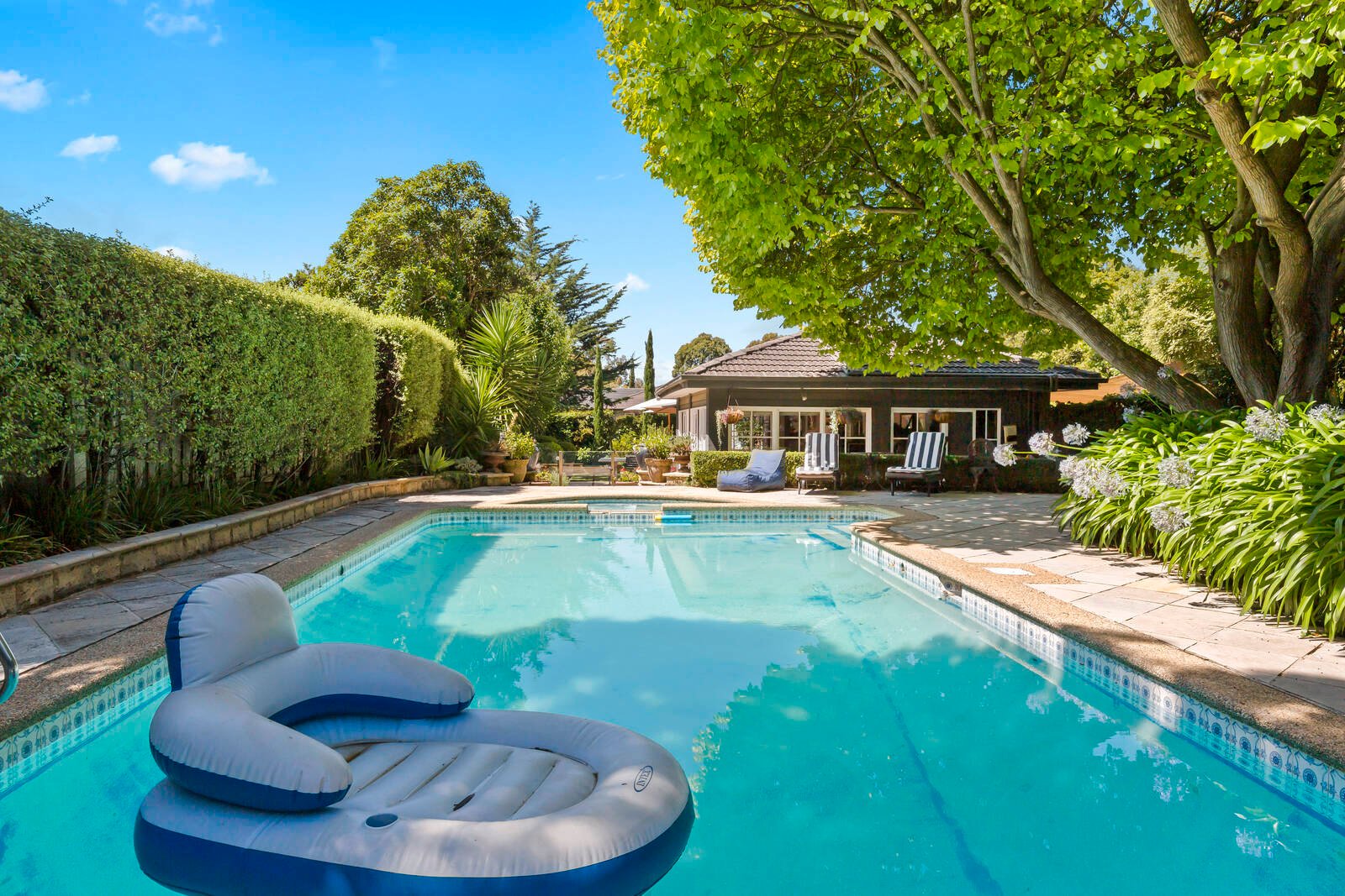 Property Gallery - Main Image