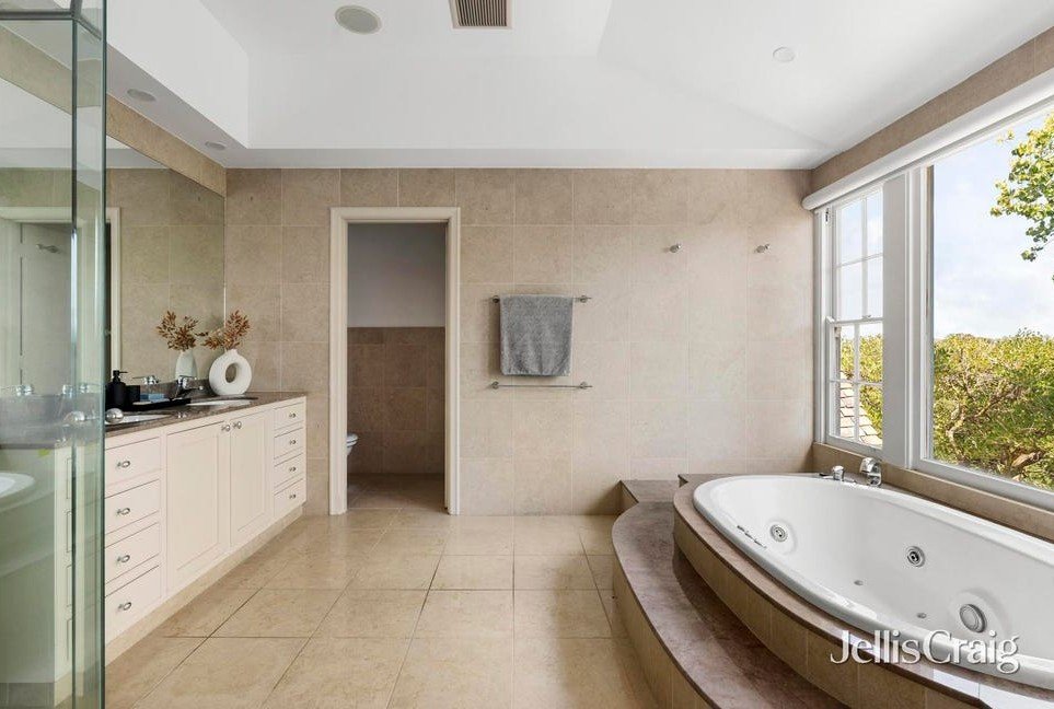 4 Riversdale Court, Hawthorn image 12