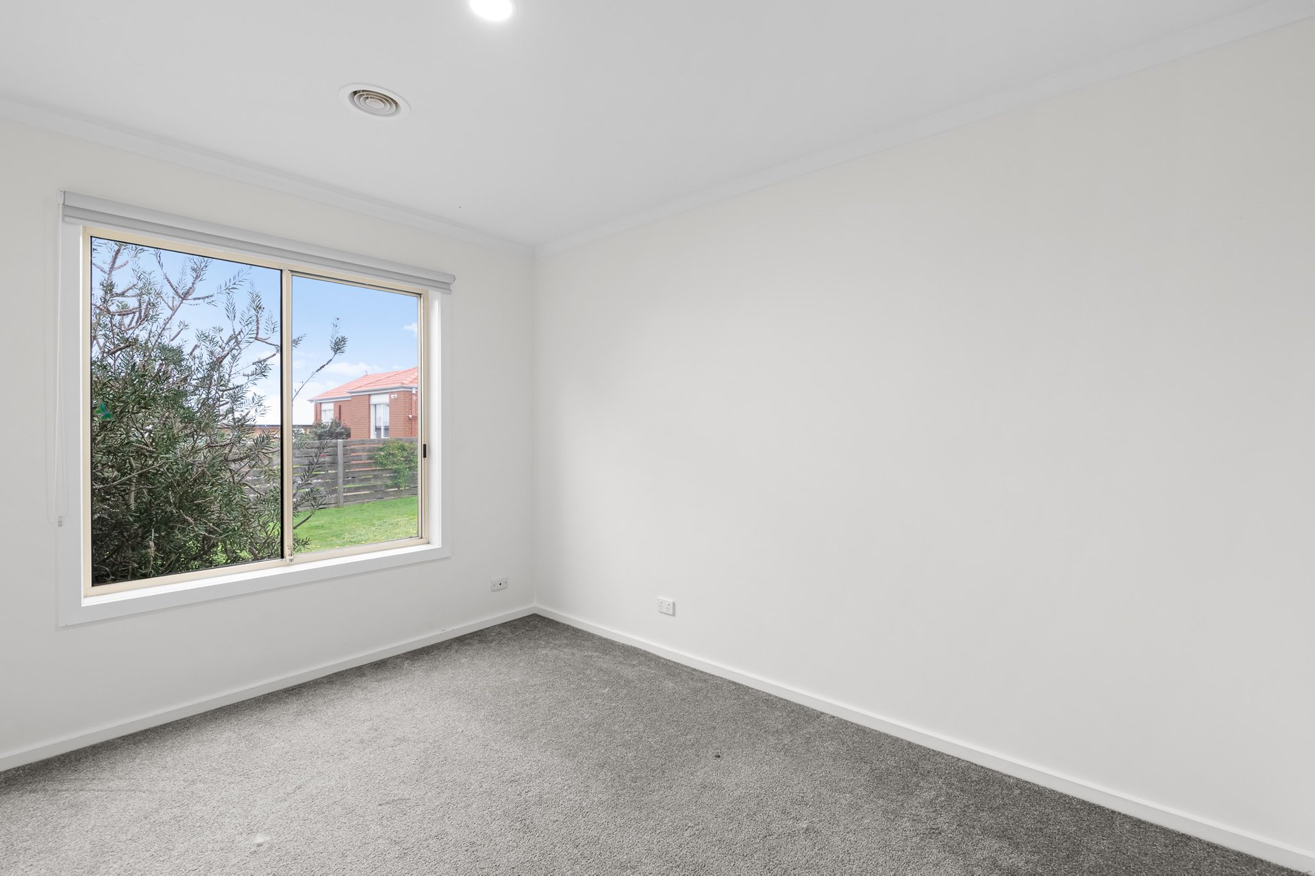 4 Robin Hill Drive, Mornington image 7