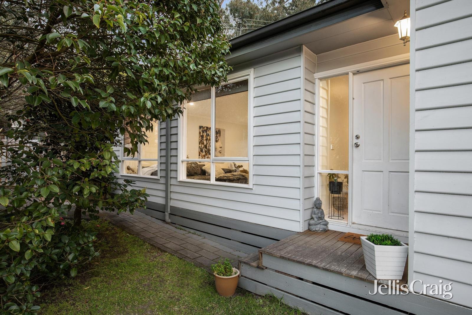 4 Rose Avenue, Hurstbridge image 2