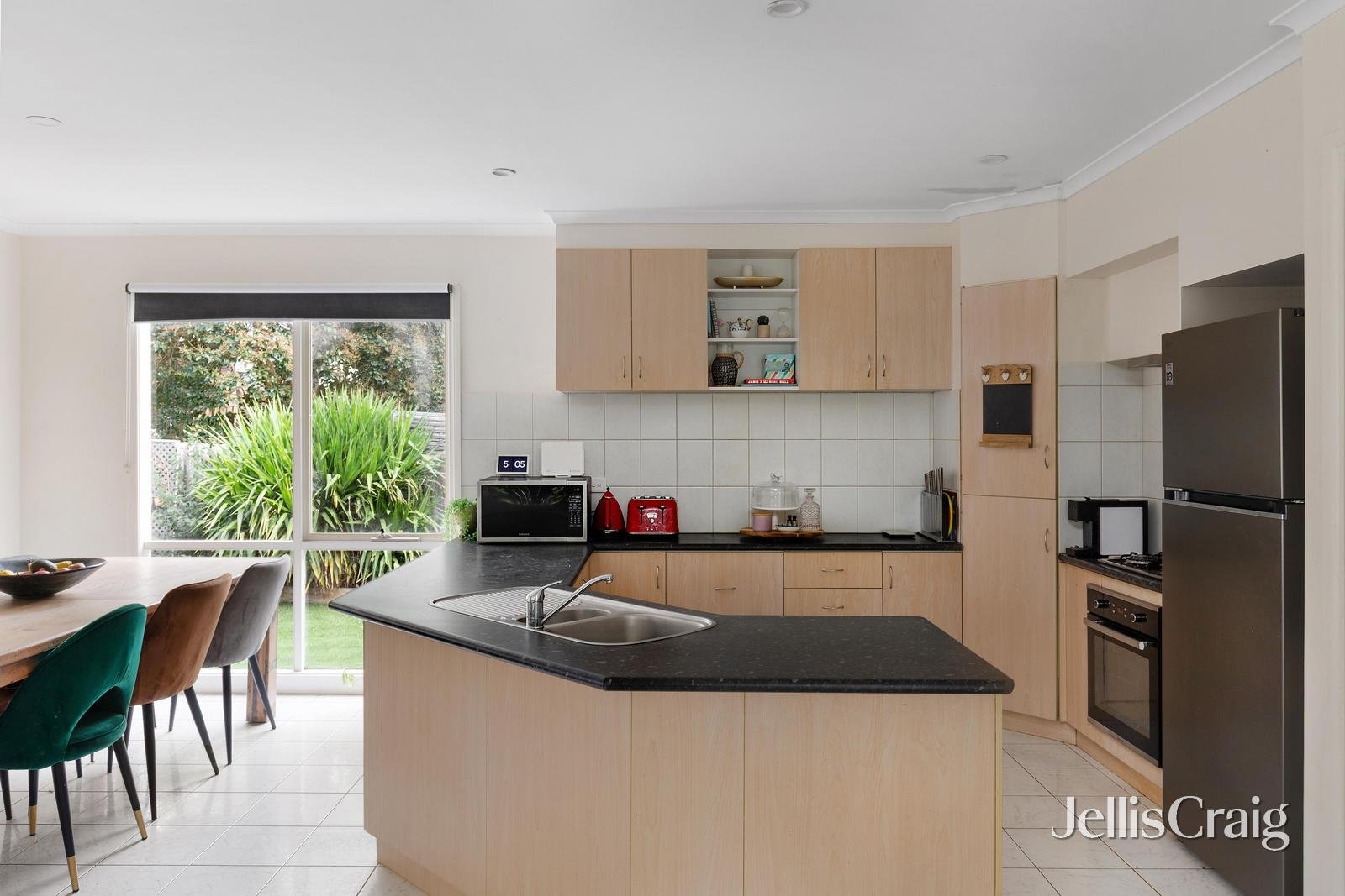 4 Rose Avenue, Hurstbridge image 6