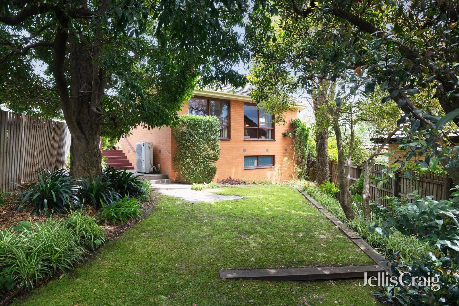 4 Rowallan Court, Balwyn&nbsp;North image 8