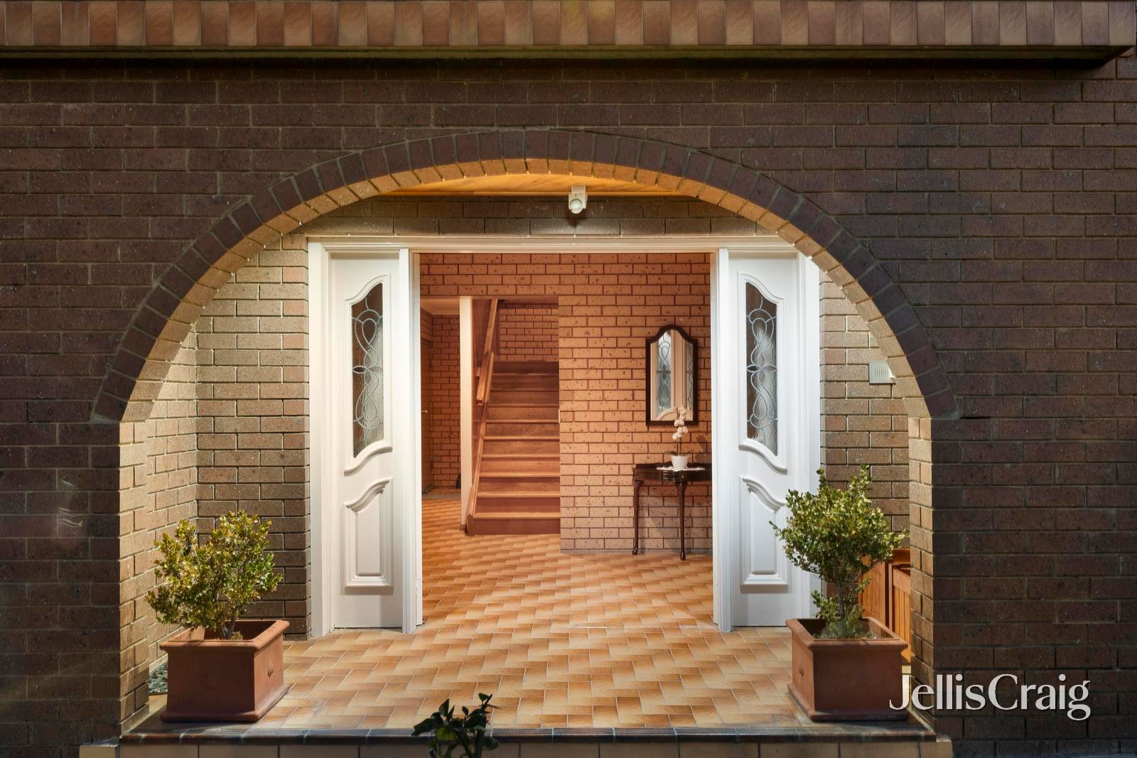 4 Rowan-Tree Court, Viewbank image 2