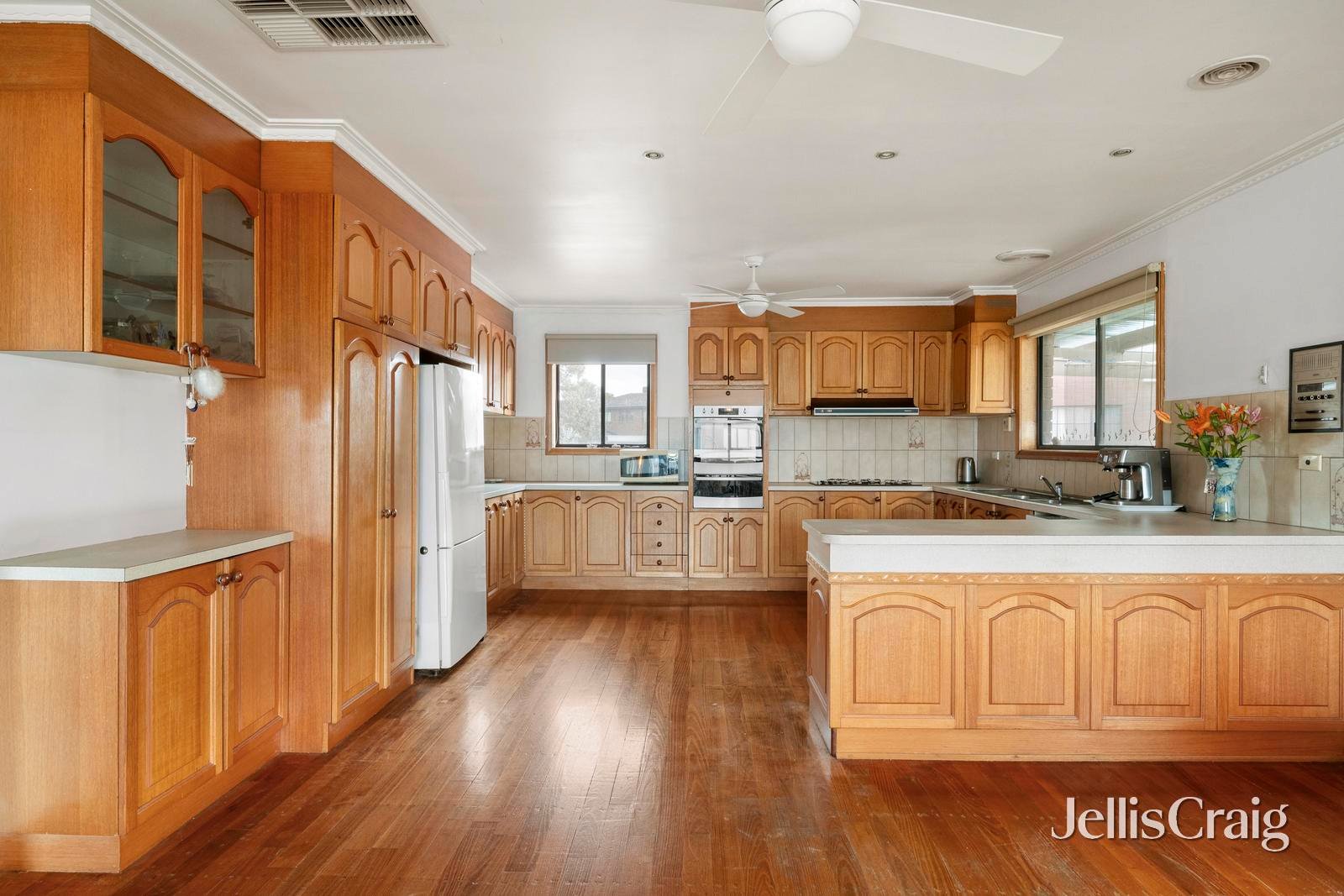 4 Rowan-Tree Court, Viewbank image 3