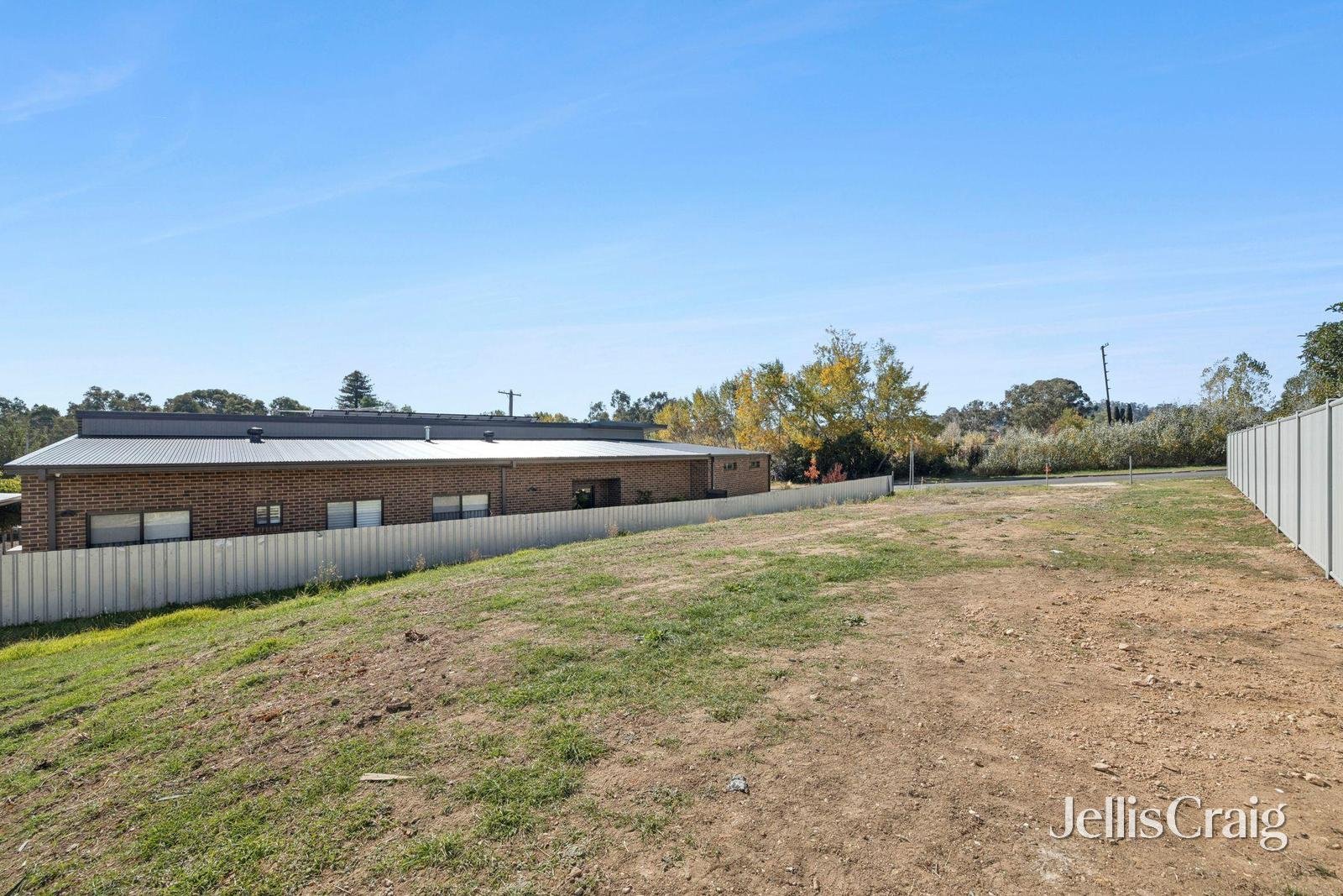 4 Rowe Street, Castlemaine image 5