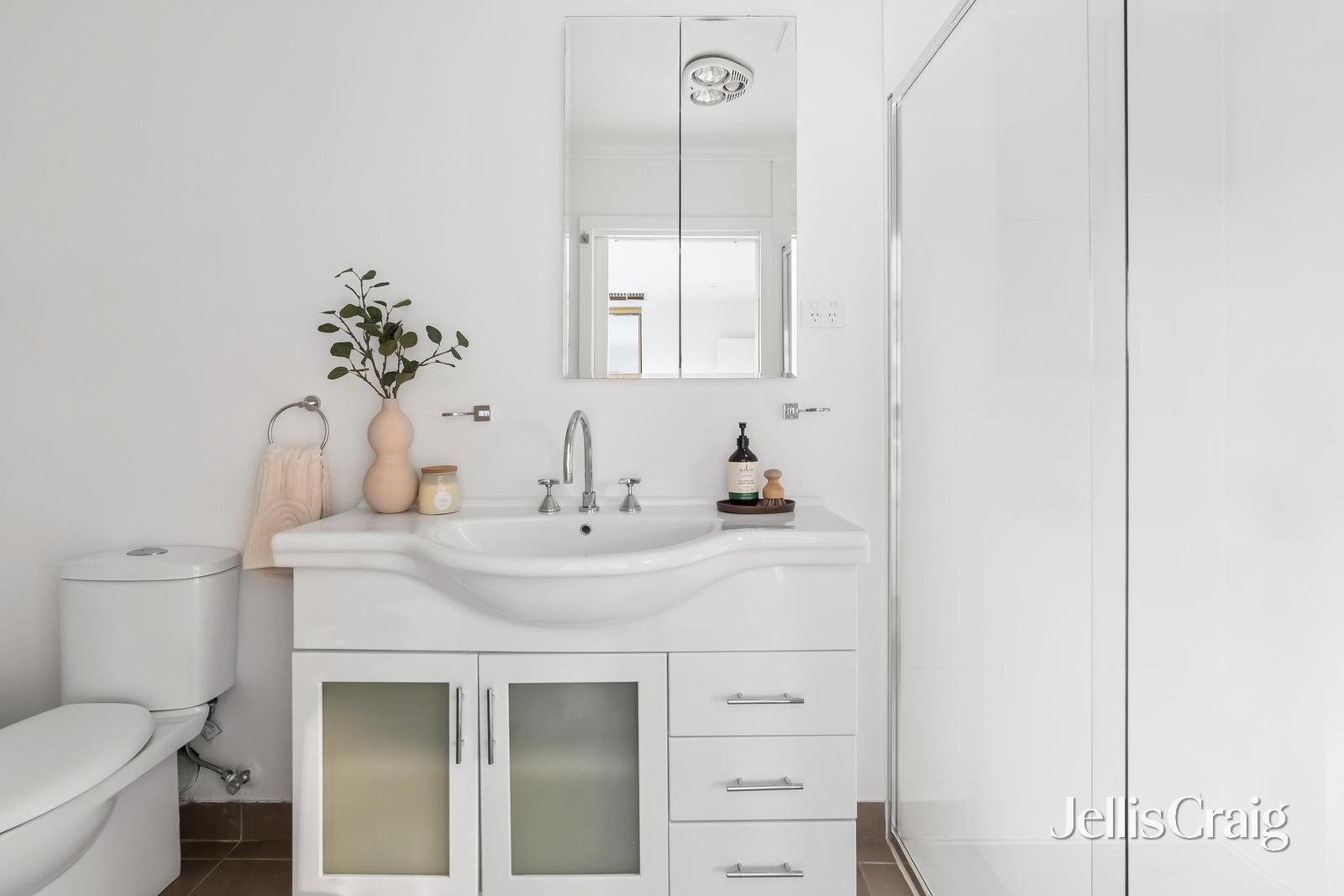 4 Roxby Close, Eltham image 11