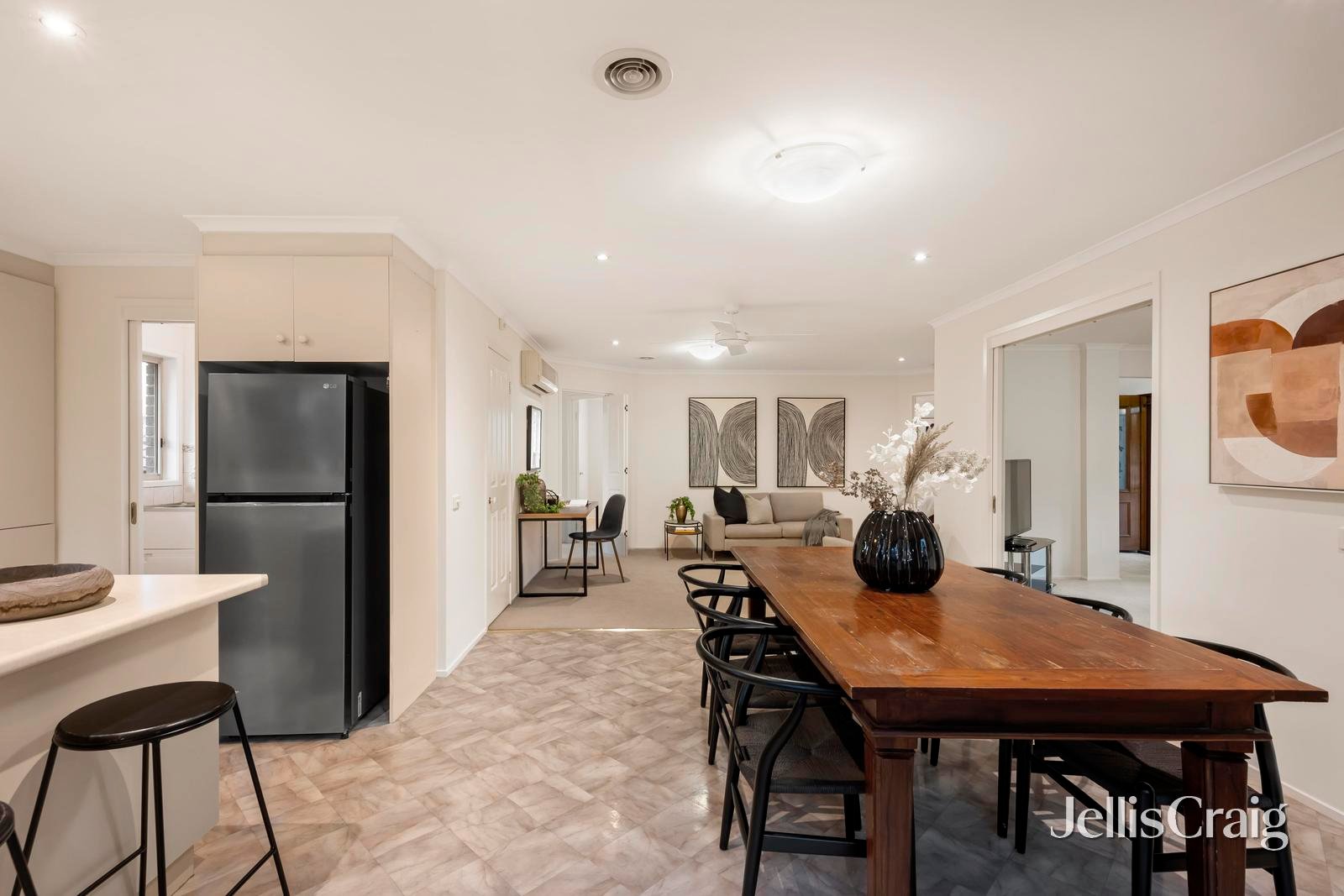 4 Ruskin Avenue, Croydon image 4