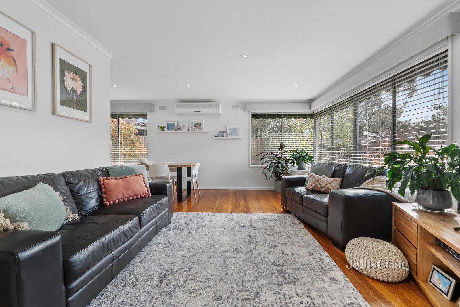 4 Rydal Place, Wheelers Hill image 2