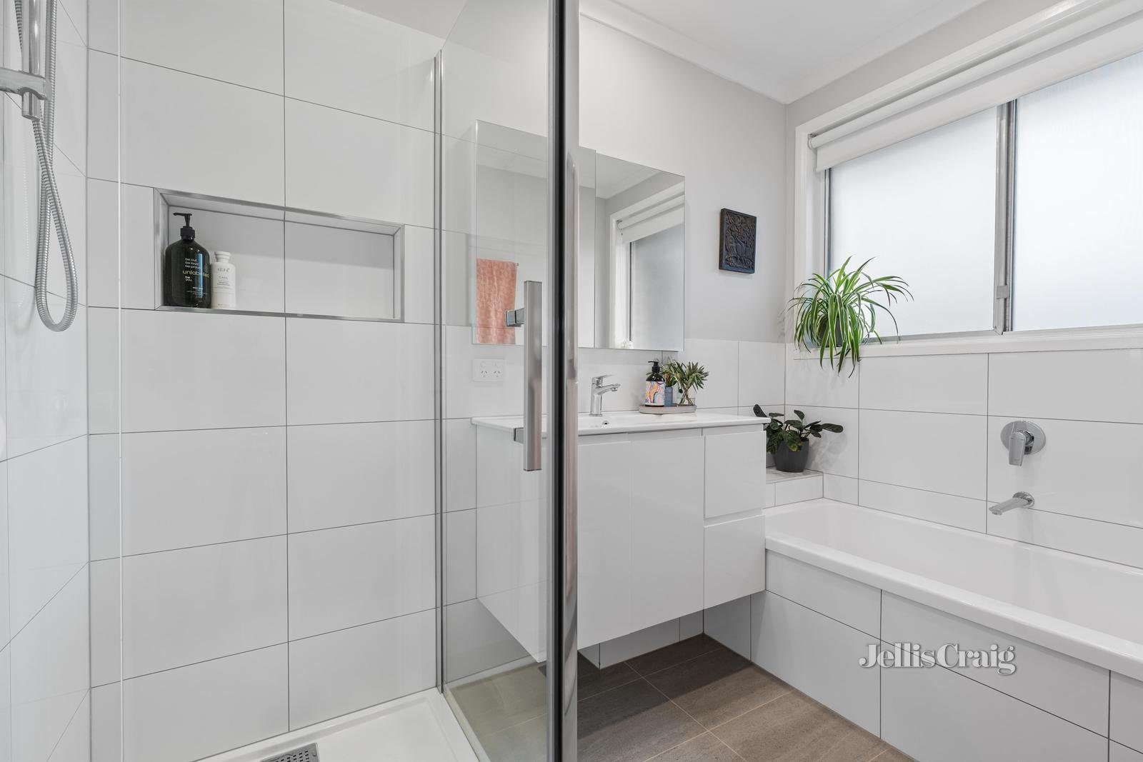 4 Rydal Place, Wheelers Hill image 7
