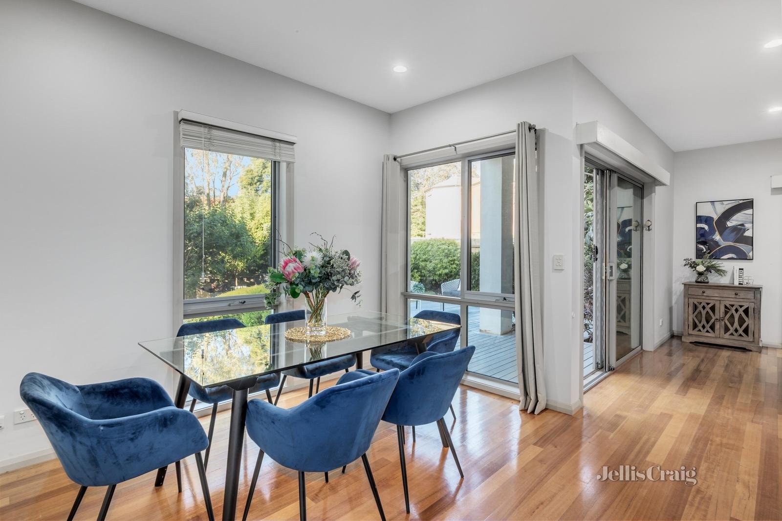 4 Sentinel Way, Doncaster image 5