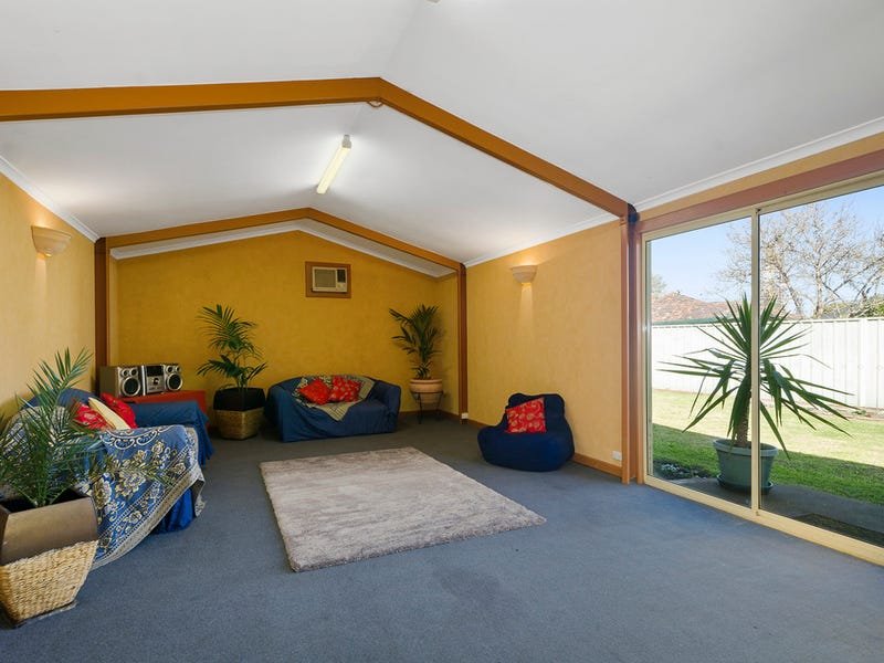 4 Seventh Avenue, Altona North image 8