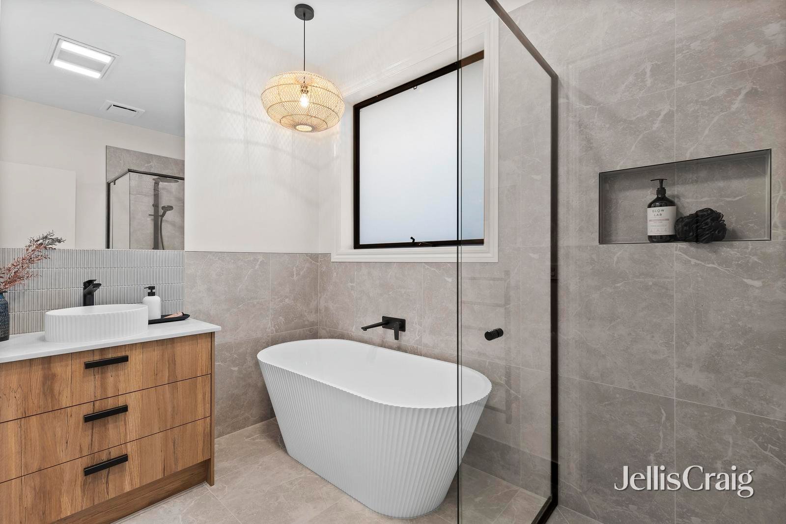 4 Silver Leaf Court, Seville image 6