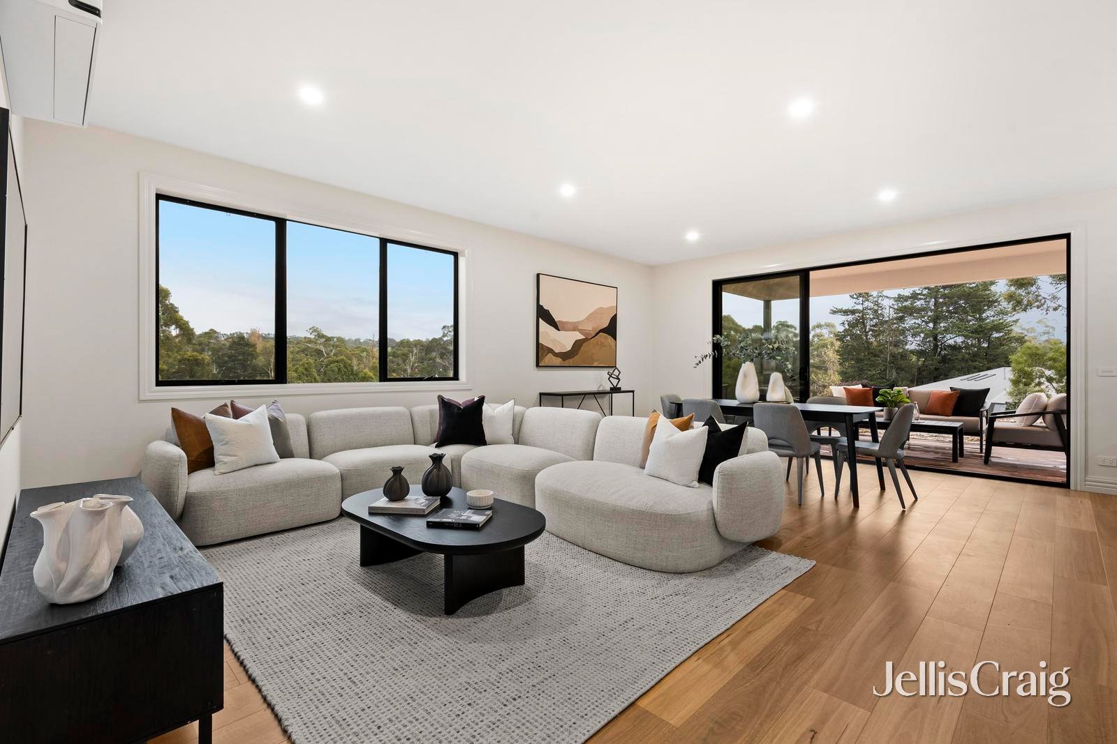 4 Silver Leaf Court, Seville image 7