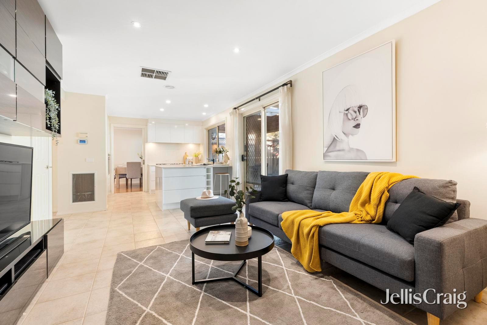 4 Silverwood Way, Glen&nbsp;Waverley image 7