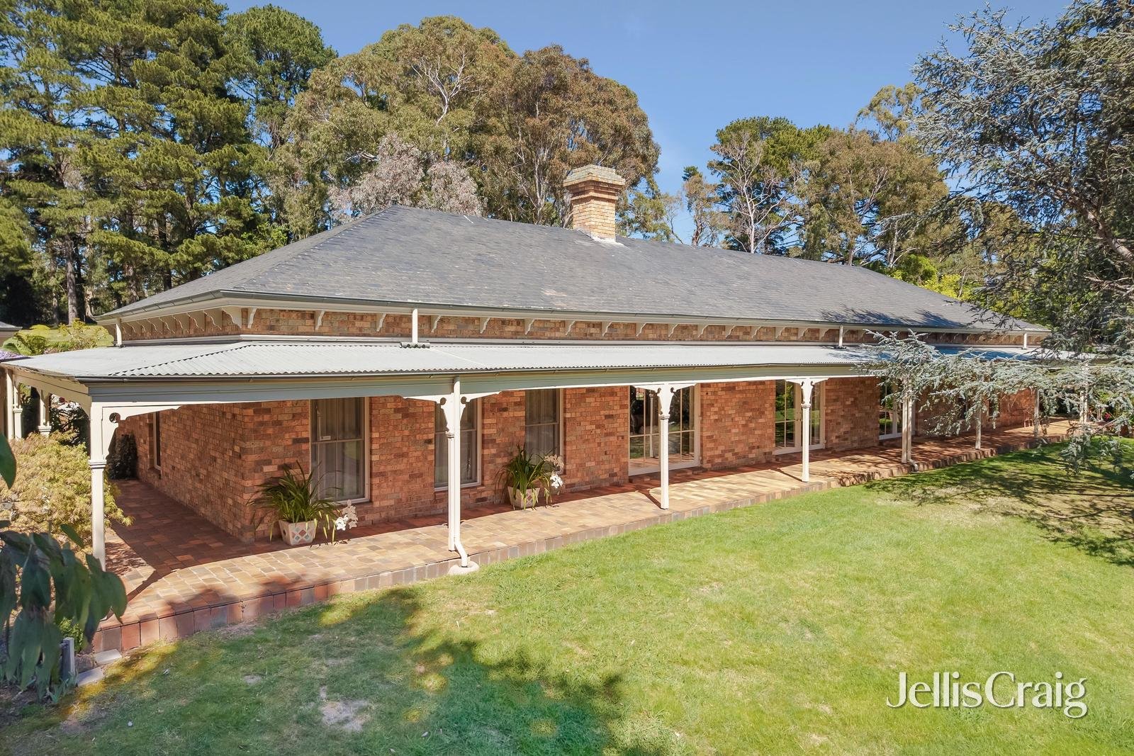 4 Sowter Court, Donvale image 2