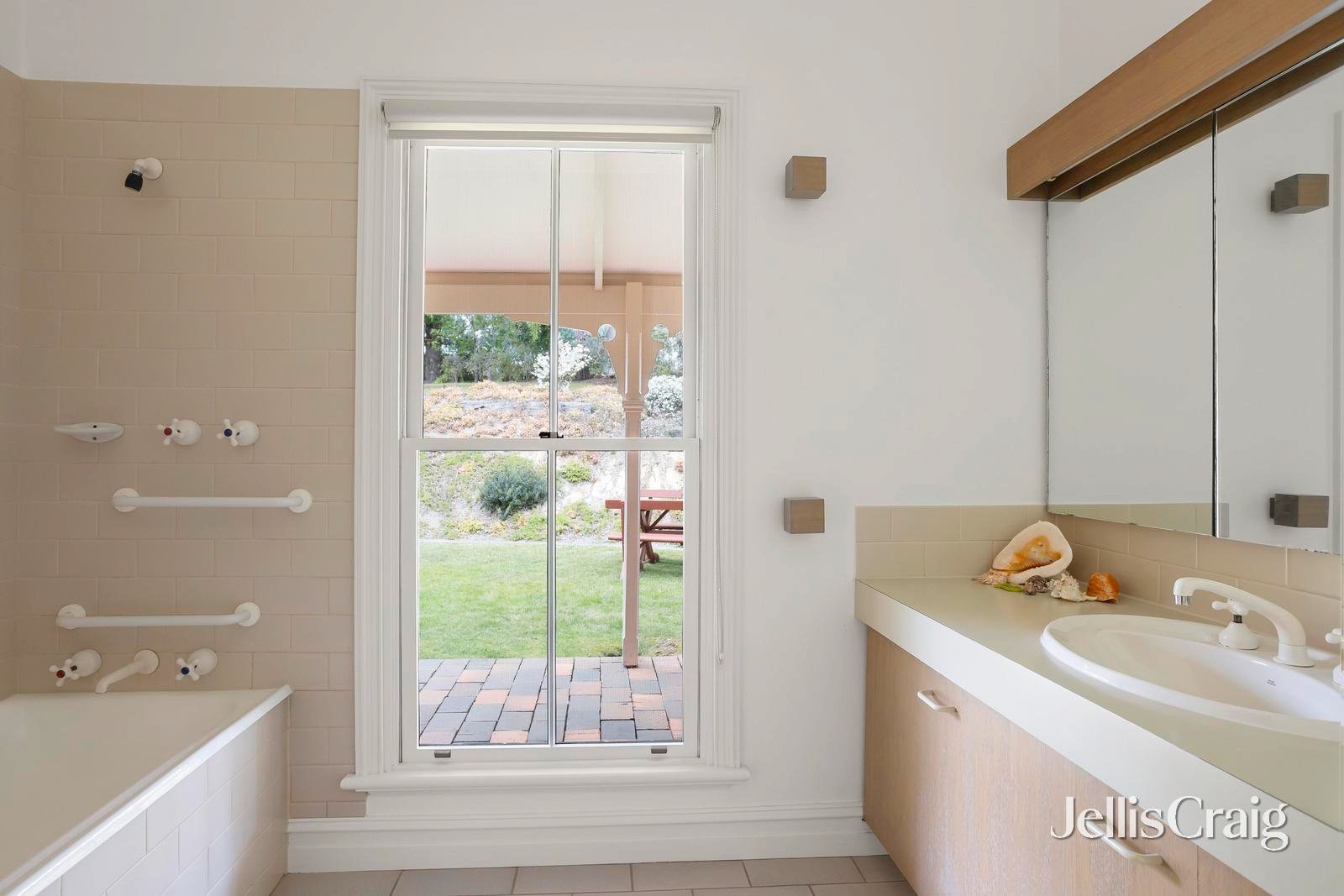 4 Sowter Court, Donvale image 13