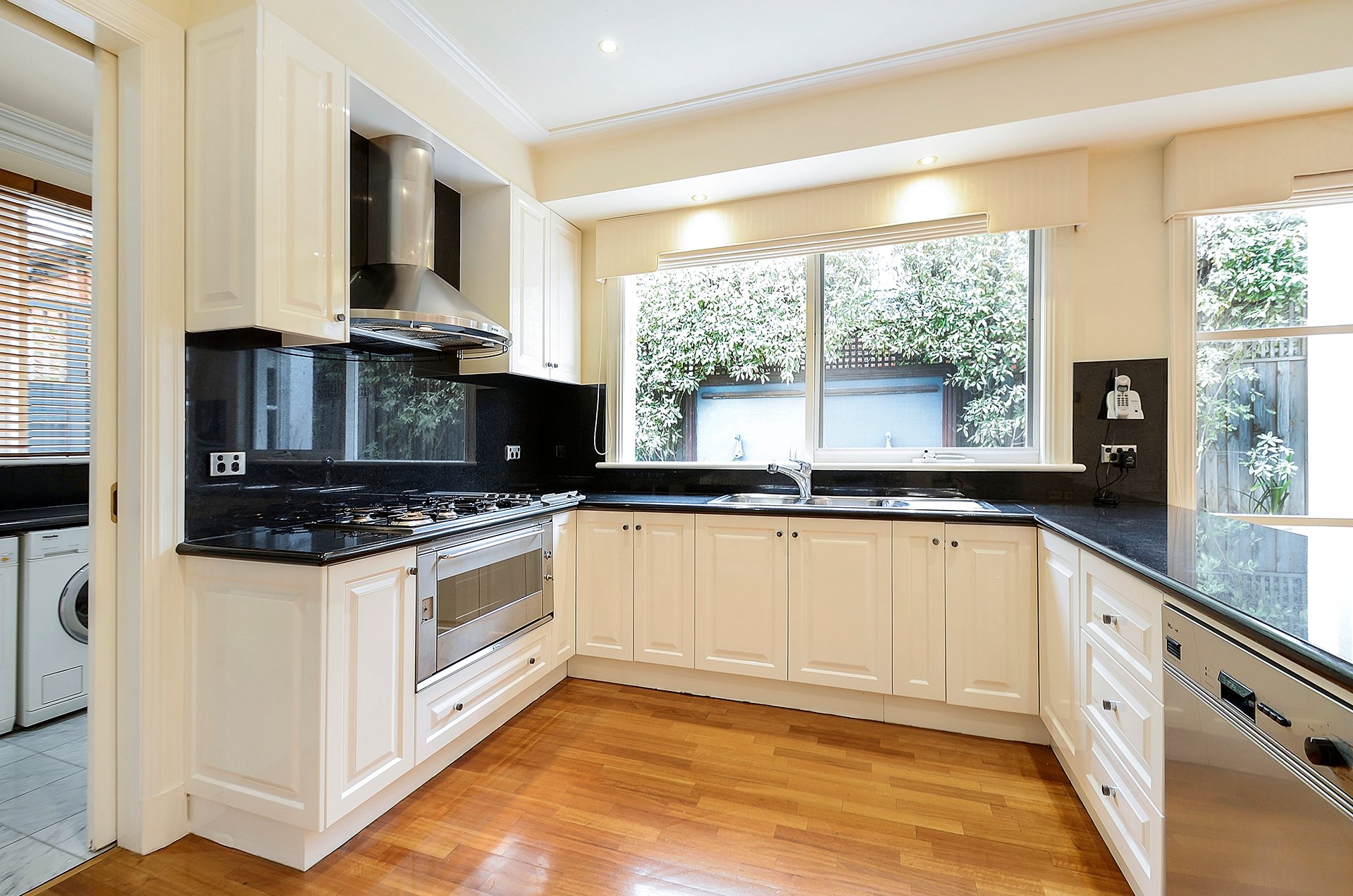 4 St James Park Drive BRIGHTON