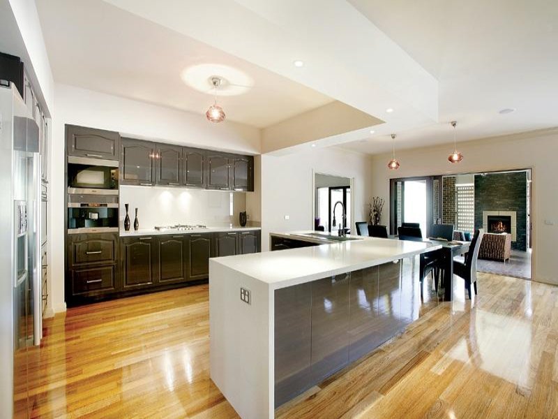 4 St Johns Avenue, Mont Albert image 3
