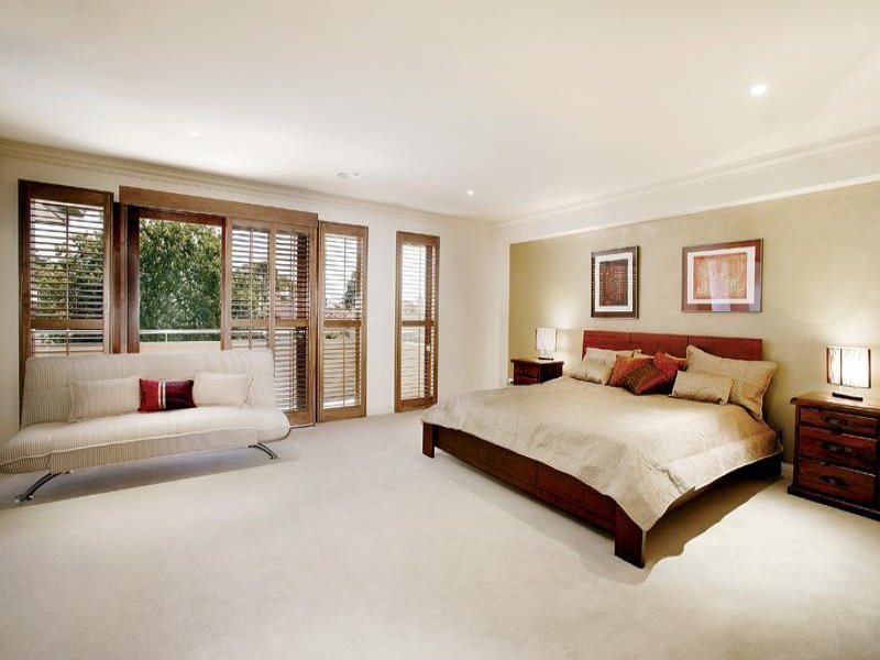 4 St Johns Avenue, Mont Albert image 6