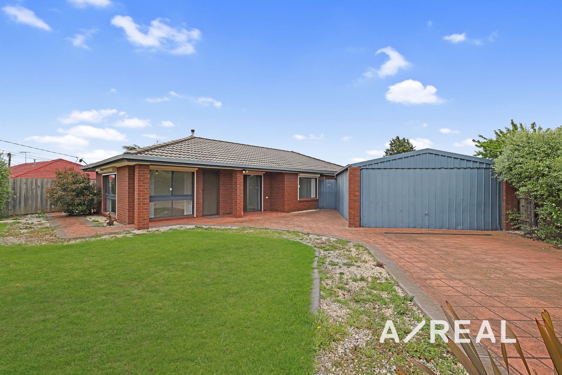 4 Stevenage Crescent, Deer Park VIC 3023