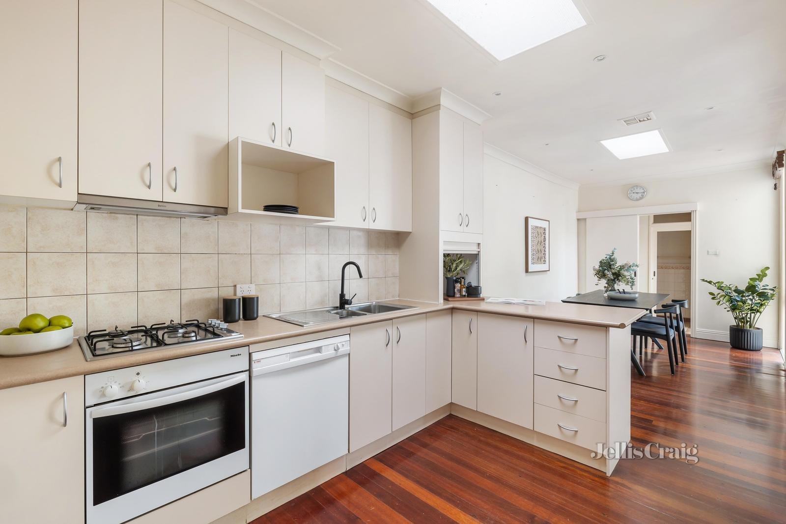 4 Stewart Street, Prahran image 4