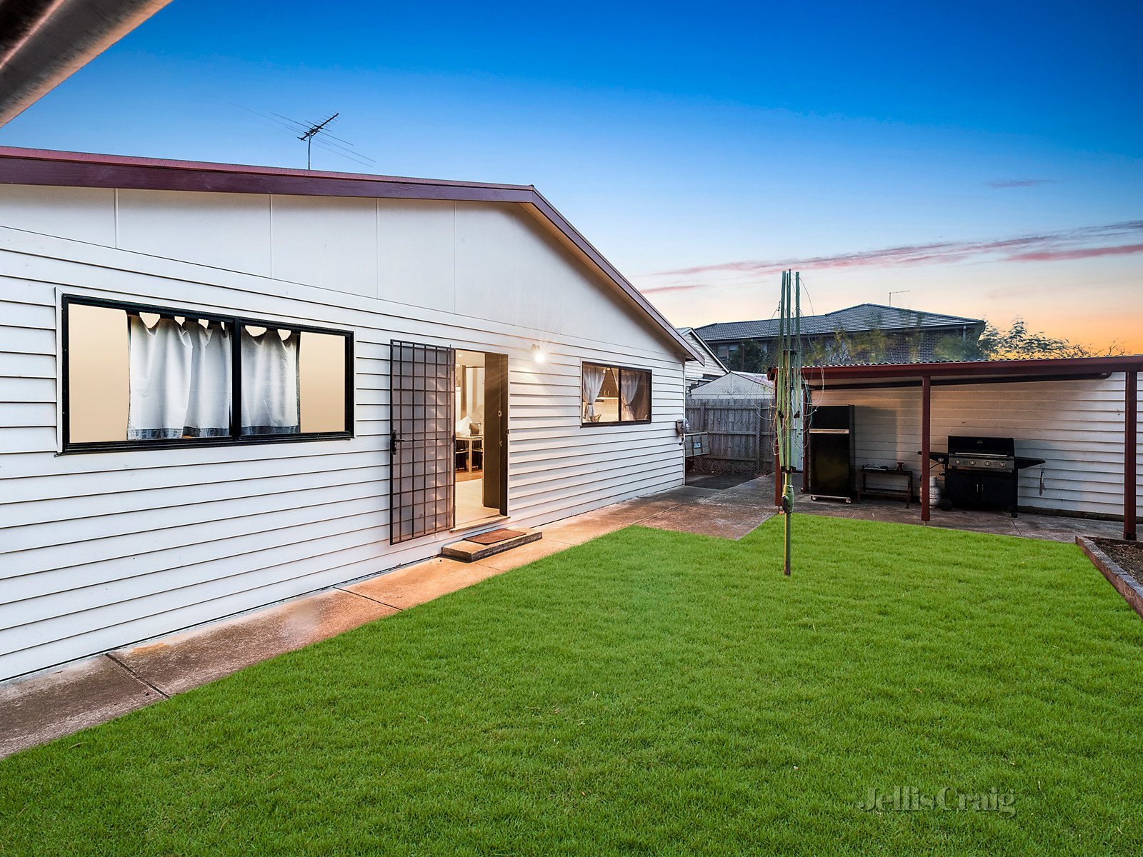 4 Stott Street, Preston image 9