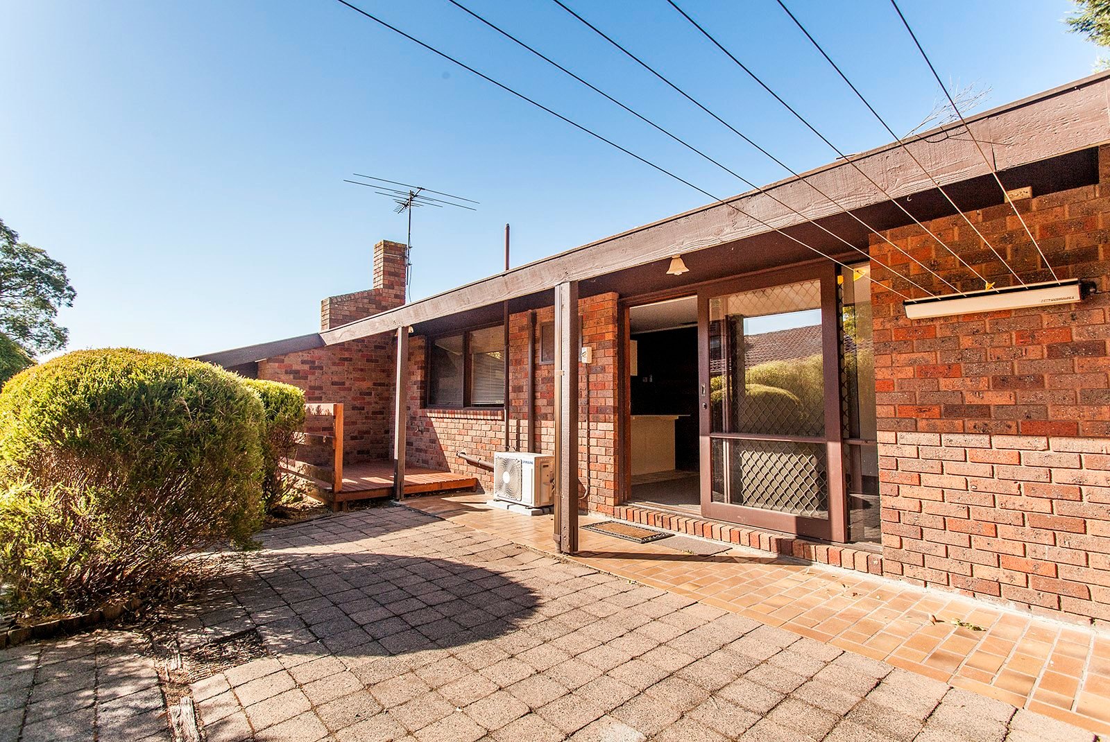 4 Streeton Lane, Doncaster East image 6