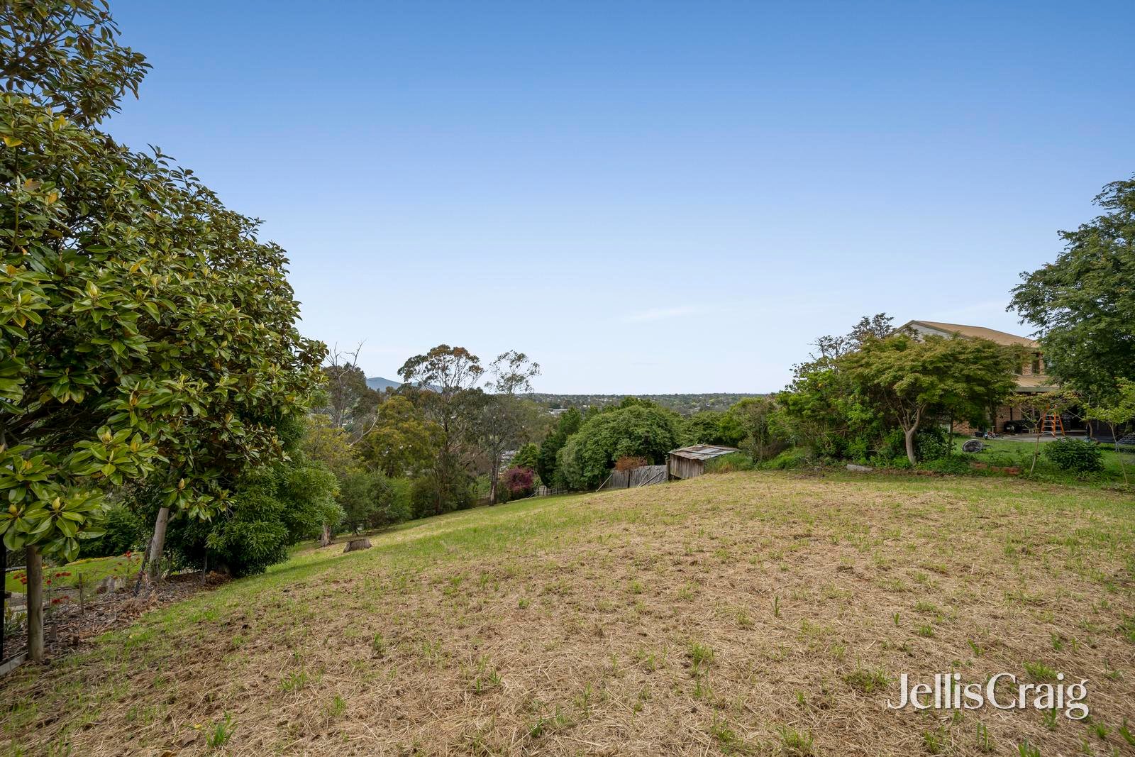 4 Struan Avenue, Mooroolbark image 2