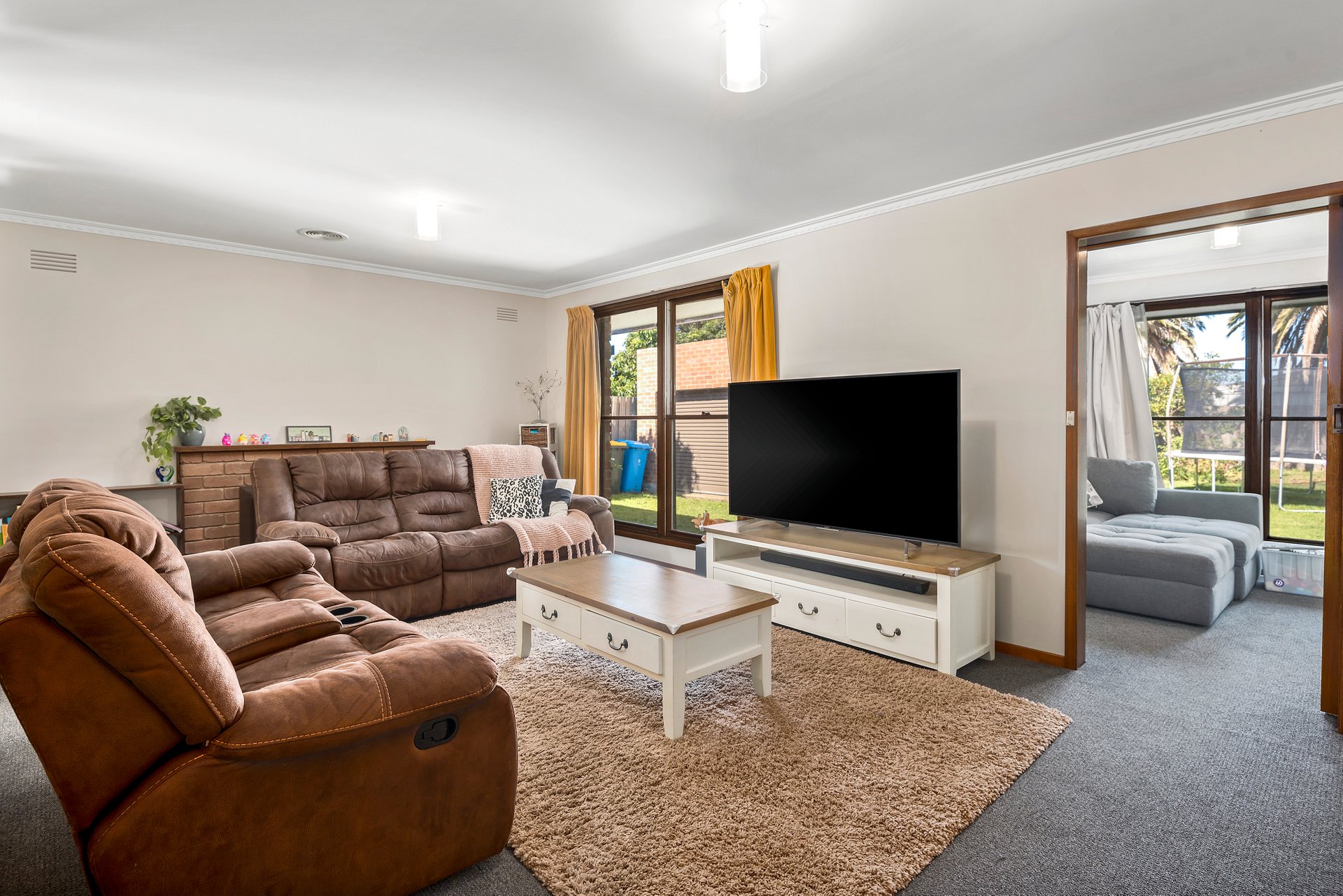 4 Sullivan Court, Belmont image 2