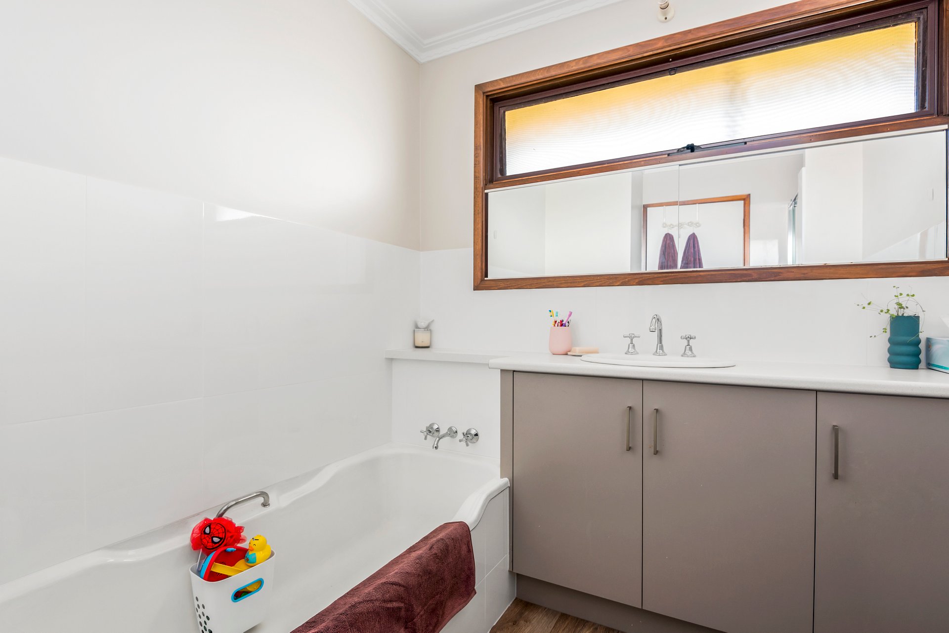 4 Sullivan Court, Belmont image 7