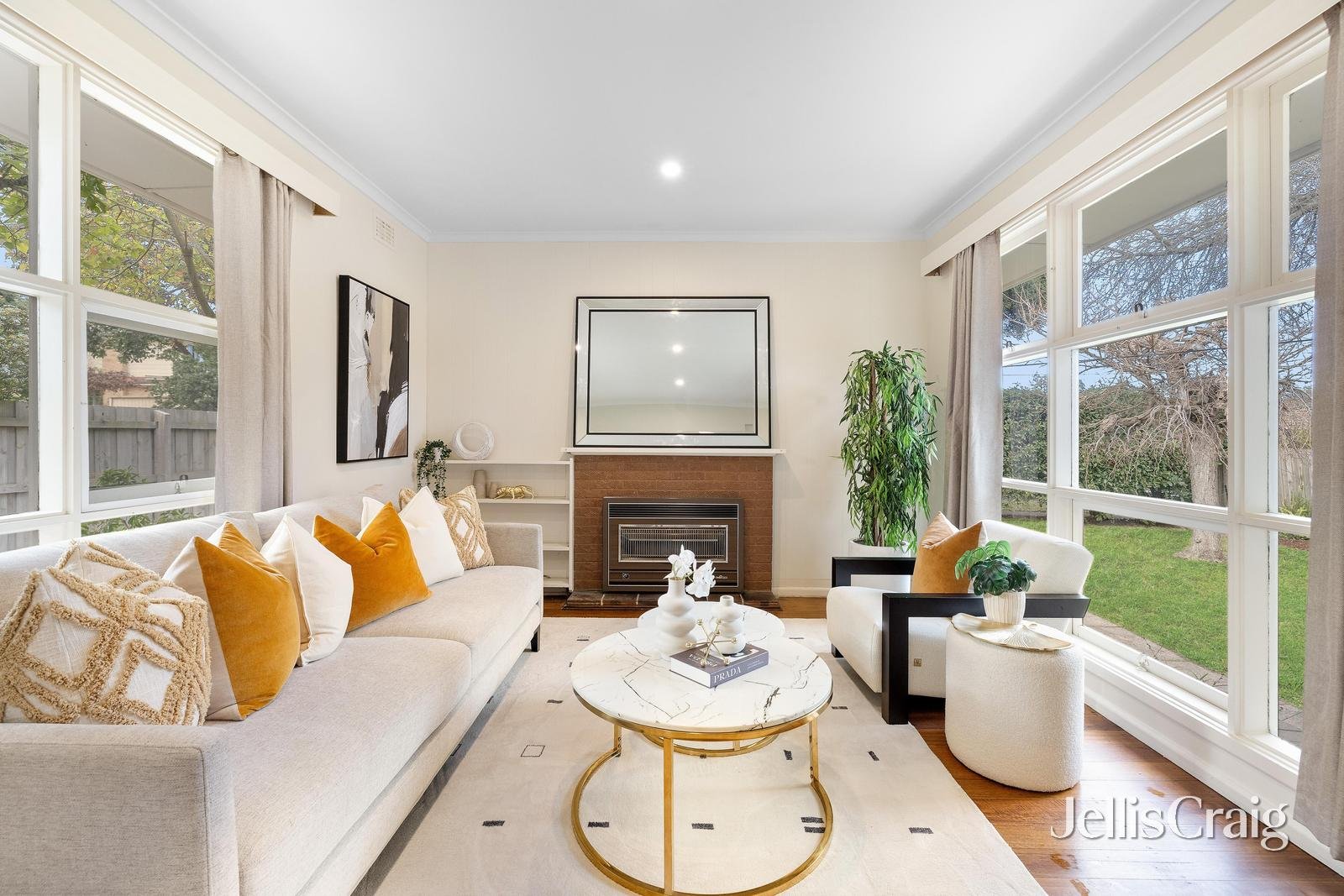 4 Sylvan Court, Forest&nbsp;Hill image 2