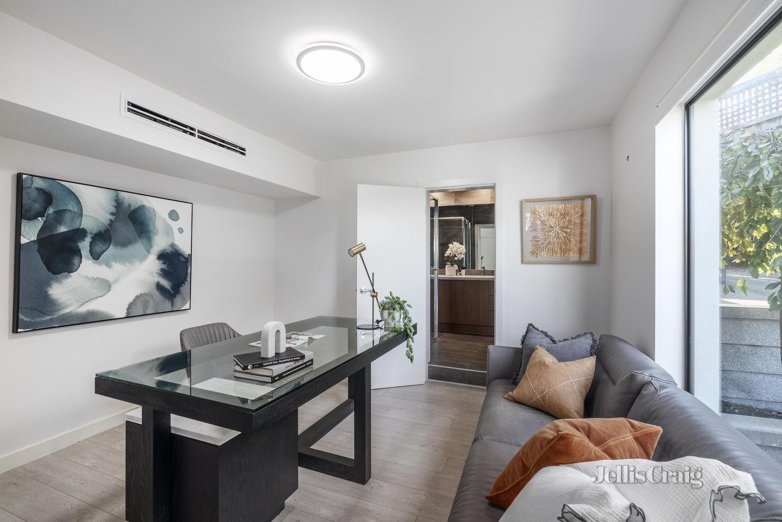 4 Sylvan Court, Kew image 8