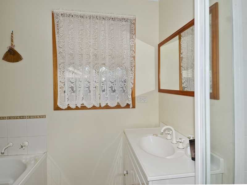 4 Tantalla Court, St Albans Park image 4