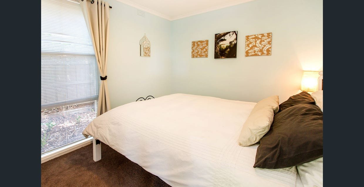 Property Gallery Thumbnail 6