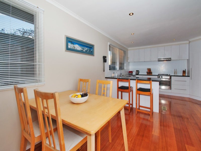 4 The Parkway, Chirnside Park image 6