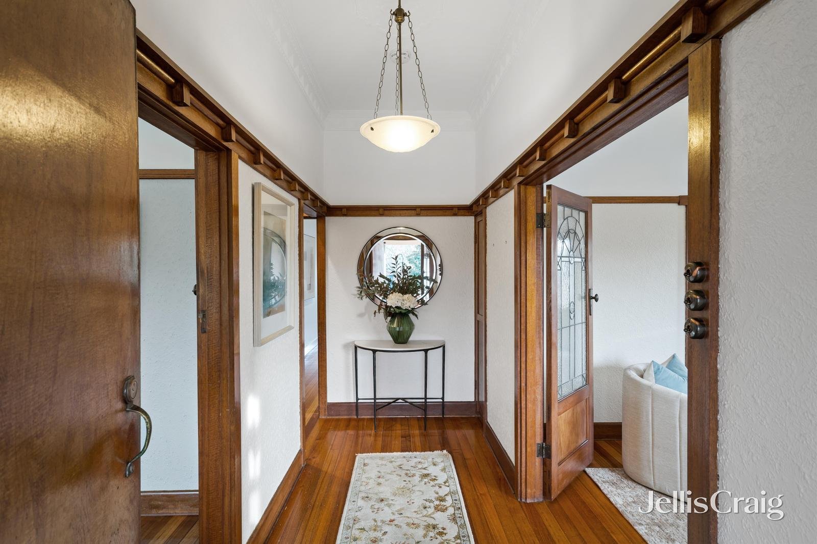 4 Thistle Street, Surrey Hills image 2
