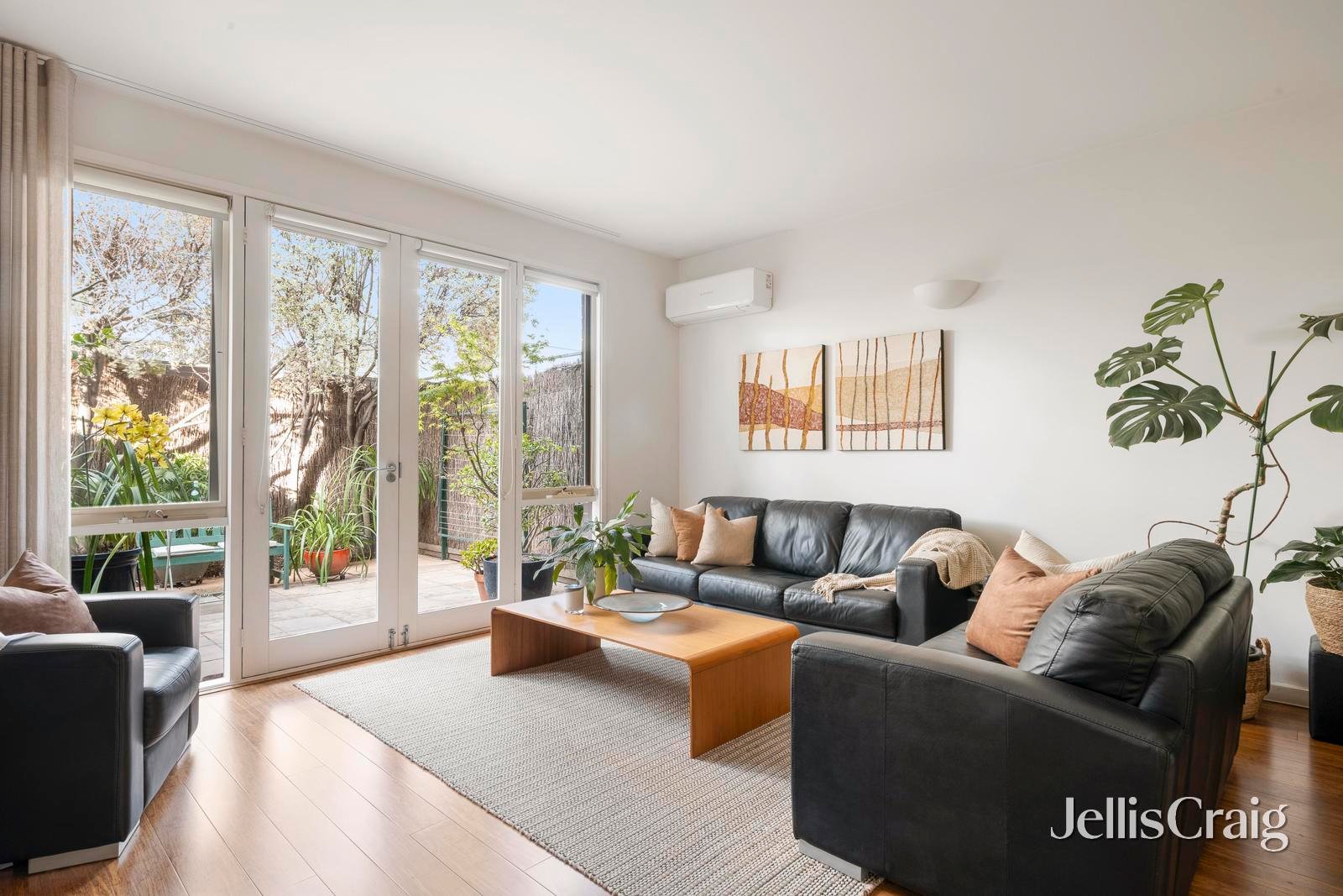 4 Thomas Street, Port Melbourne image 3