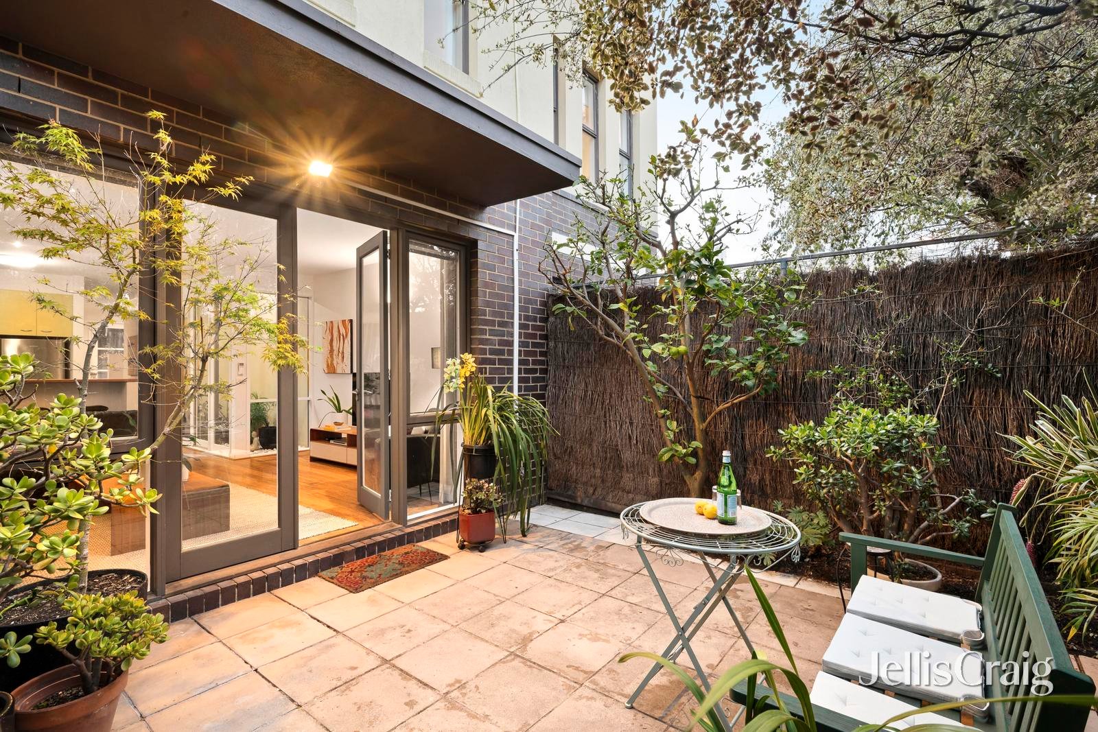 4 Thomas Street, Port Melbourne image 13